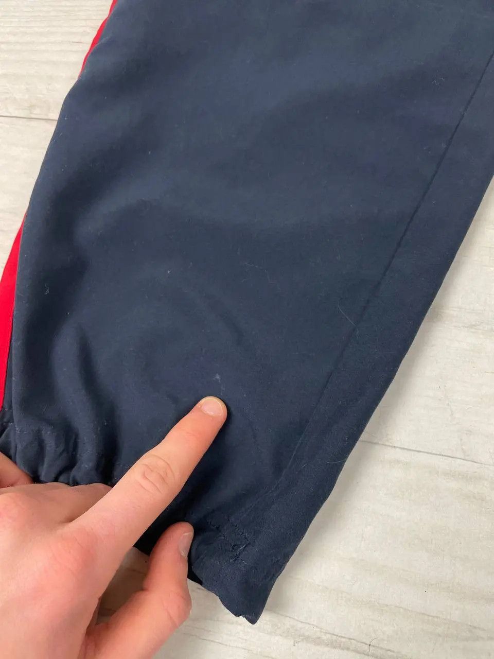 Nike Vintage Nike Track Pants Nylon 00s Swoosh Striped Drill Y2K Size US 30 / EU 46 - 6 Thumbnail