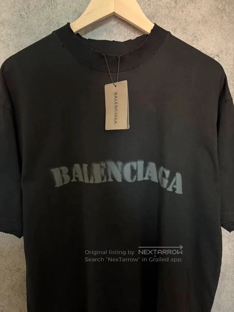 Balenciaga Balenciaga SS24 Blur Logo Short Sleeve T-Shirt. Size US S / EU 44-46 / 1 - 2 Thumbnail