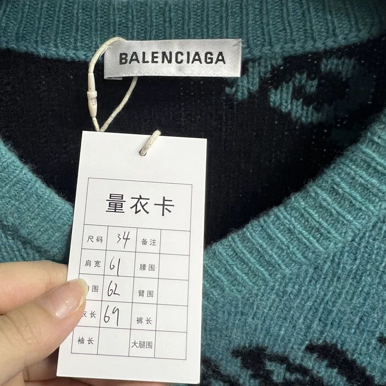 Balenciaga Balenciaga Blue monogrammed V-neck long-sleeved sweater Size XXS / US 00 / IT 34 - 2 Thumbnail