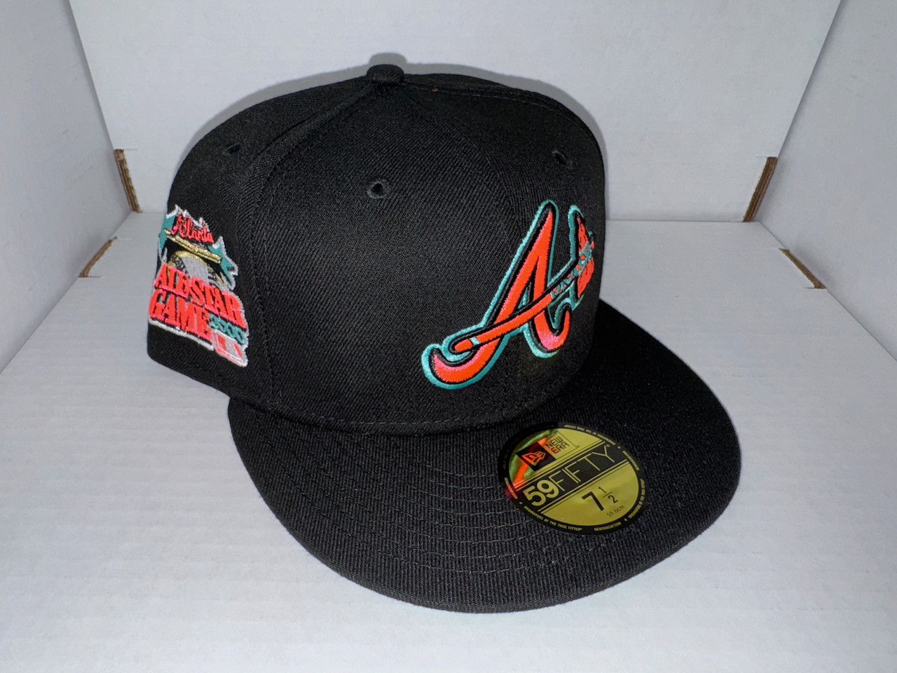 New Era ATL Braves Fitted, Black (Size 7 1/2) Size ONE SIZE - 1 Thumbnail