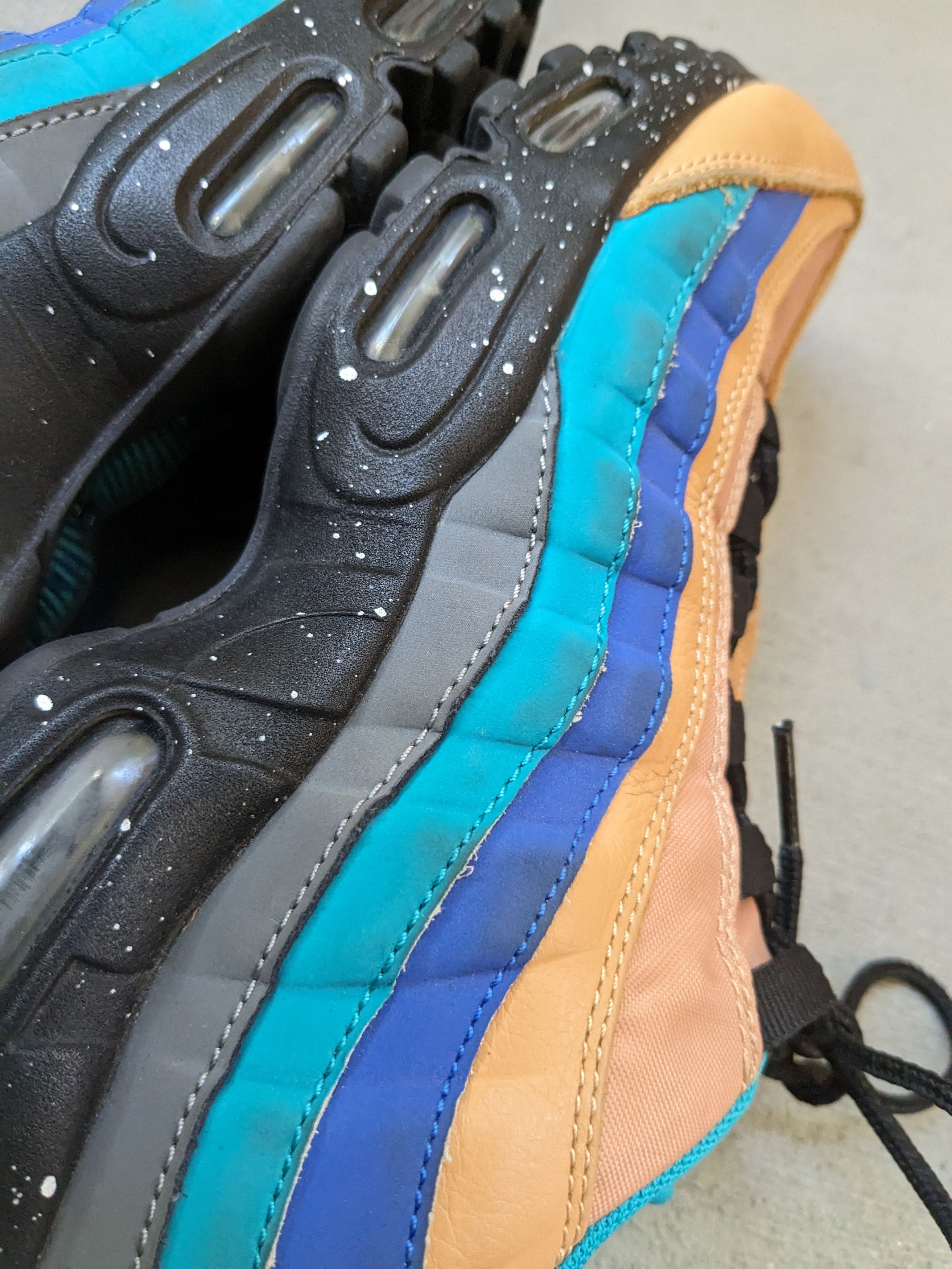 Nike Nike Air Max 95 Premium 8.5 Black Tan Blue 538416-204 Size US 8.5 / EU 41-42 - 10 Thumbnail