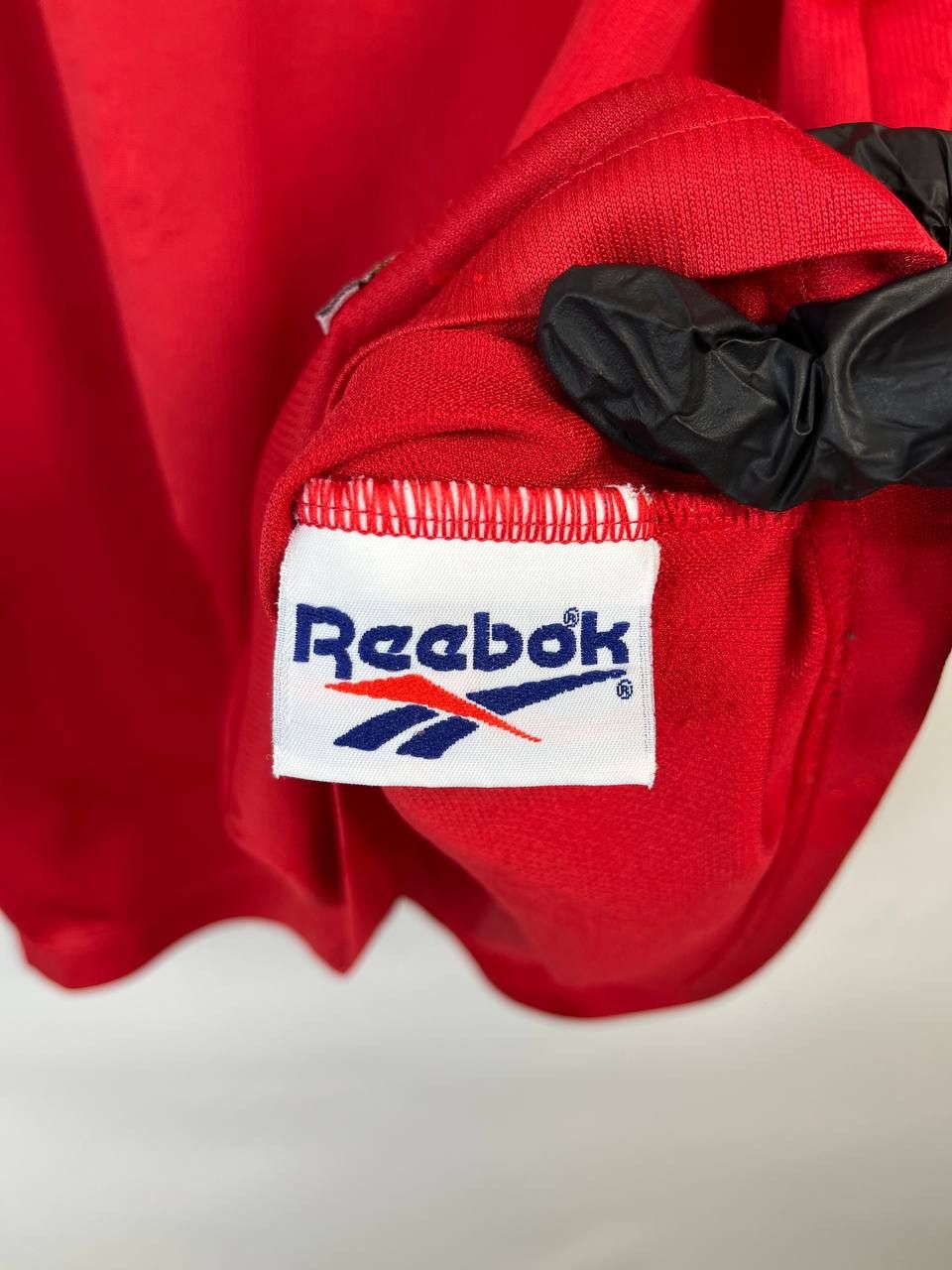 Reebok LIVERPOOL 1996 1997 HOME REEBOK NFR VINTAGE SIZE M Size US M / EU 48-50 / 2 - 6 Thumbnail