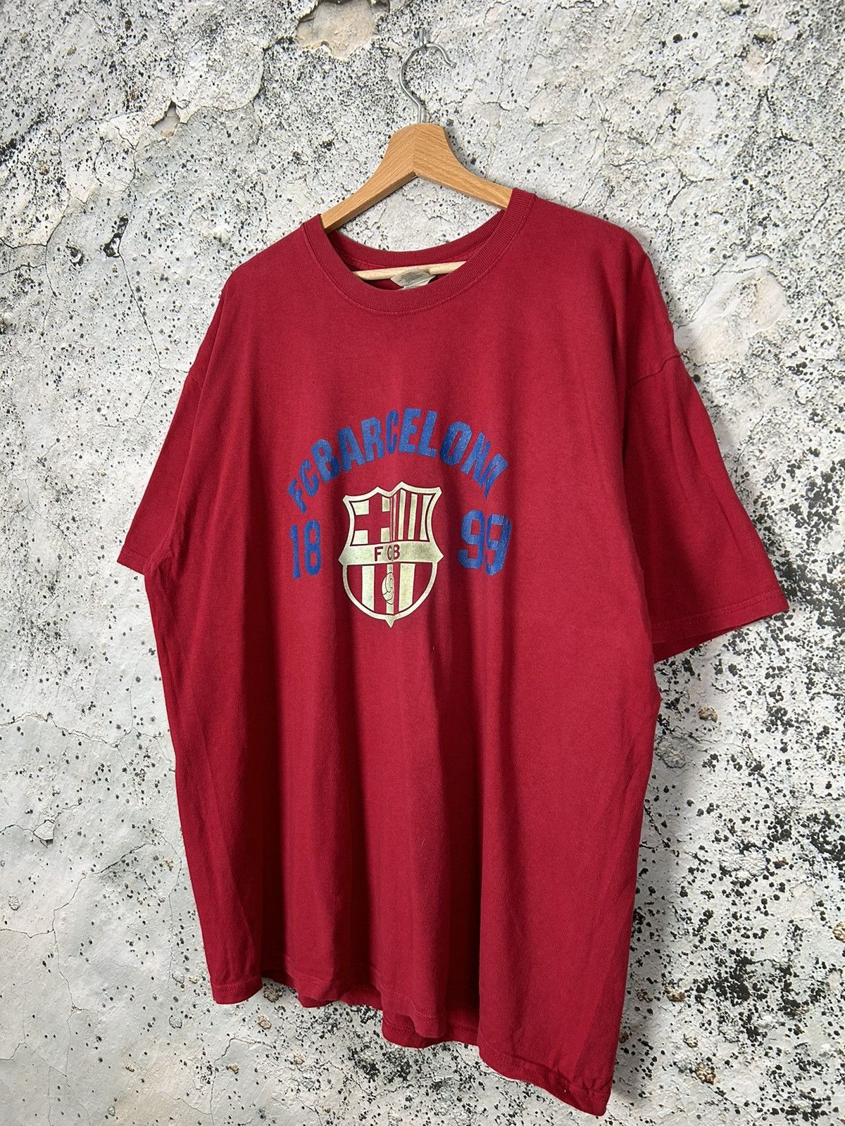 Vintage Vintage FC Barcelona Football Graphic Tee Soccer Jersey 90s Size US XL / EU 56 / 4 - 2 Thumbnail