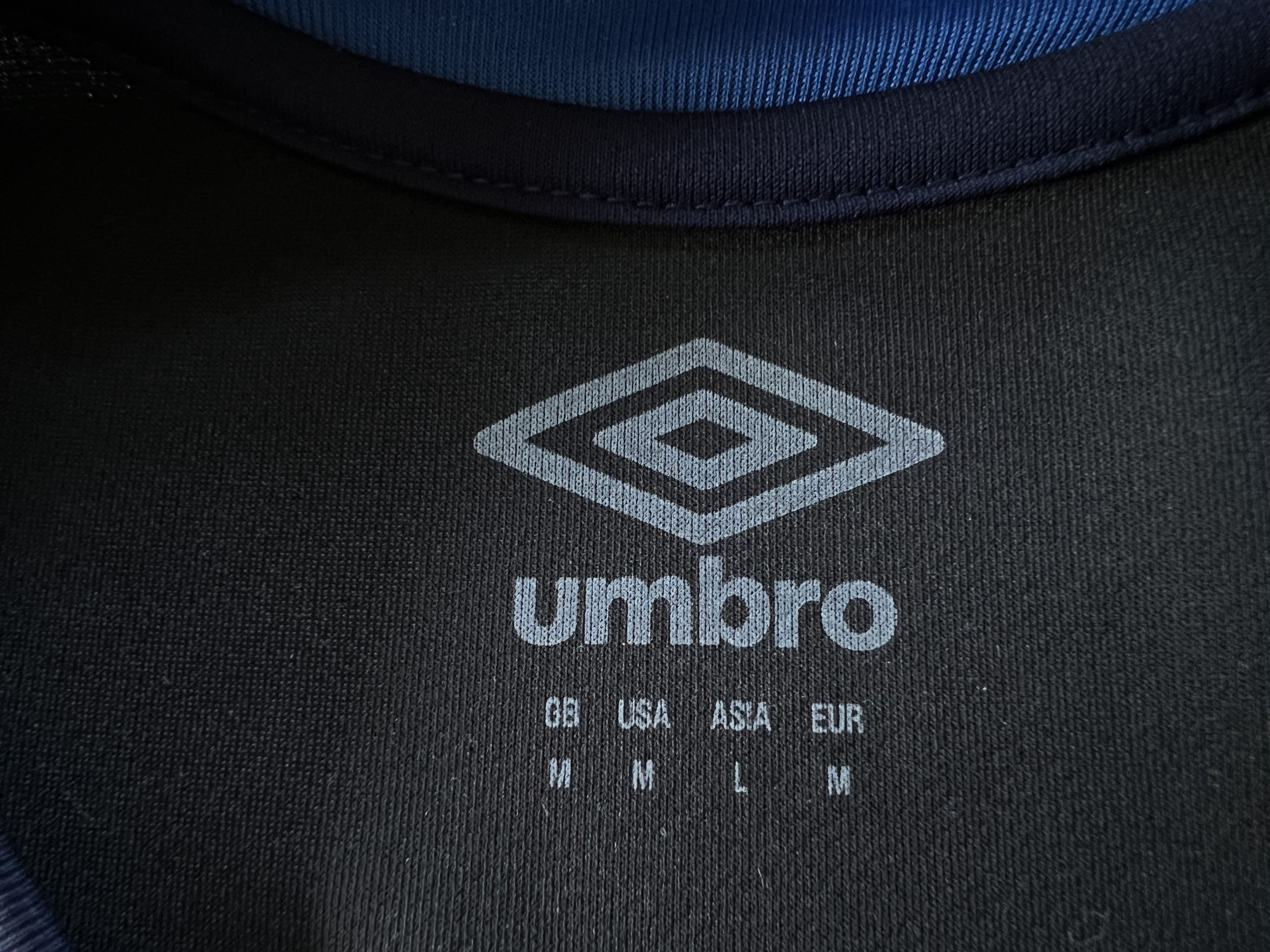 Umbro Umbro Everton Training Football Shirt 2018-2019 Size US M / EU 48-50 / 2 - 6 Thumbnail