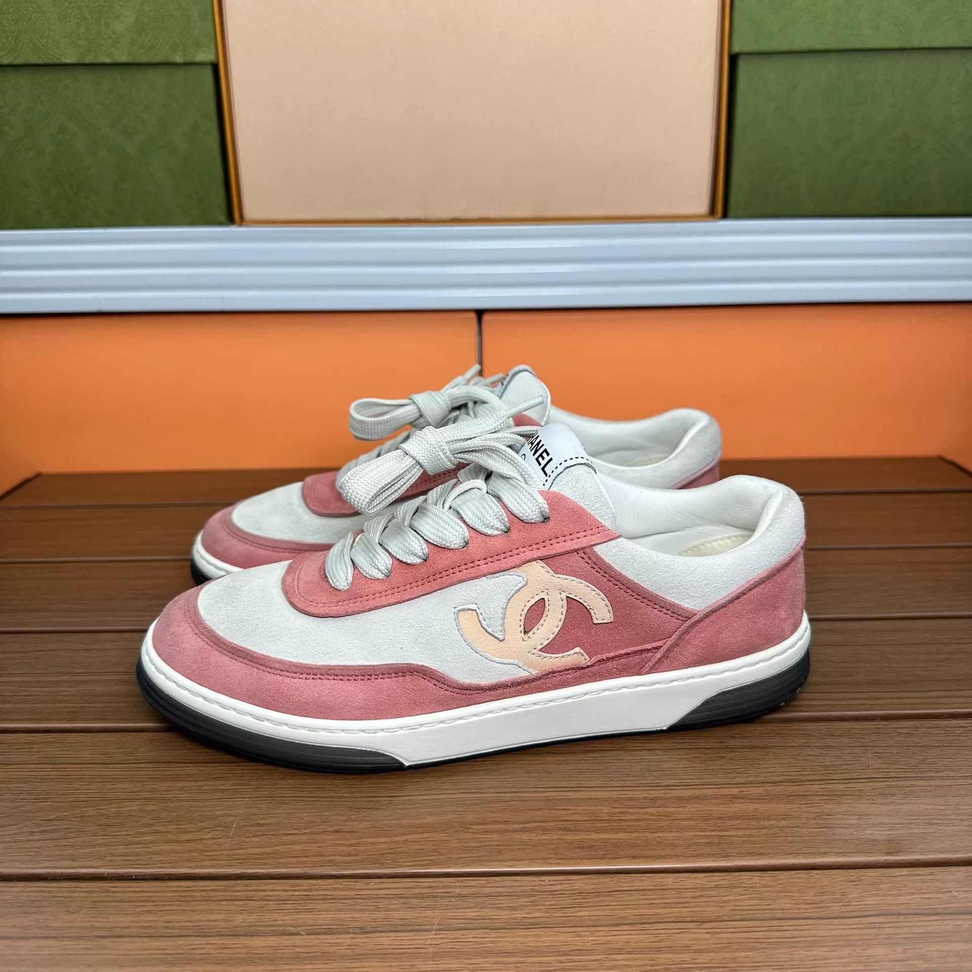 Chanel Chanel Pink Lowtop Sneakers it_36-5 Women Size US 6.5 / IT 36.5 - 1 Thumbnail