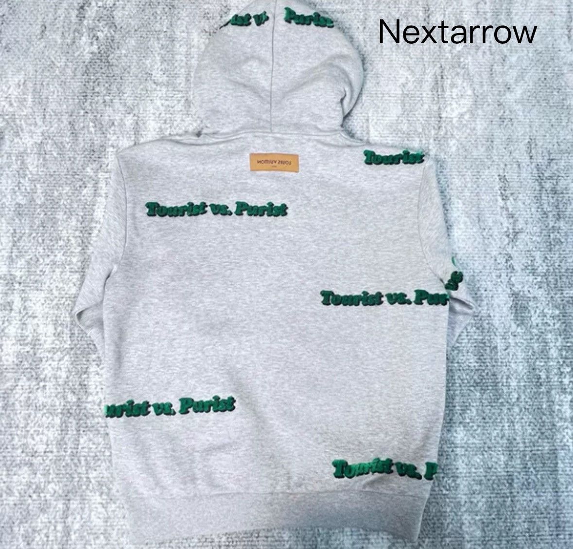Louis Vuitton Louis Vuitton green plush hooded sweatshirt 2412-Nextarrow Size US M / EU 48-50 / 2 - 2 Thumbnail