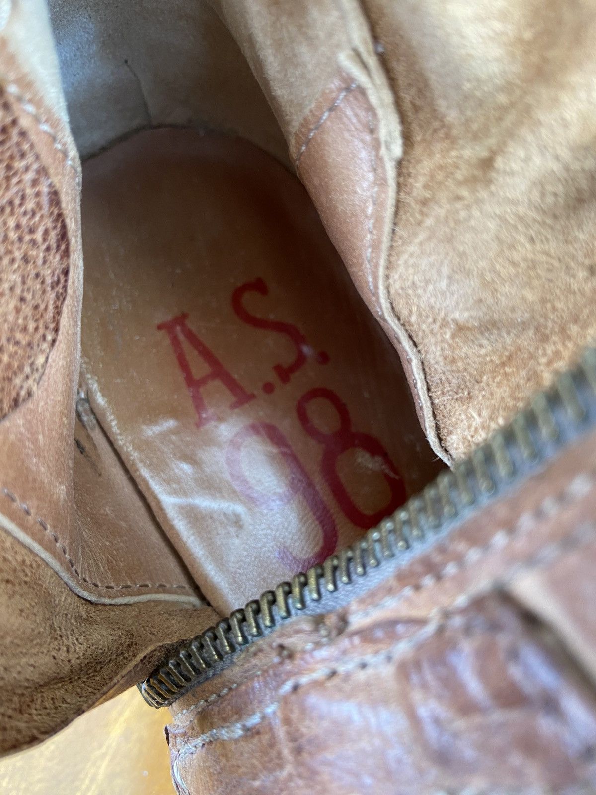 A.S.98 A.S.98 Size US 10 / IT 40 - 16 Thumbnail