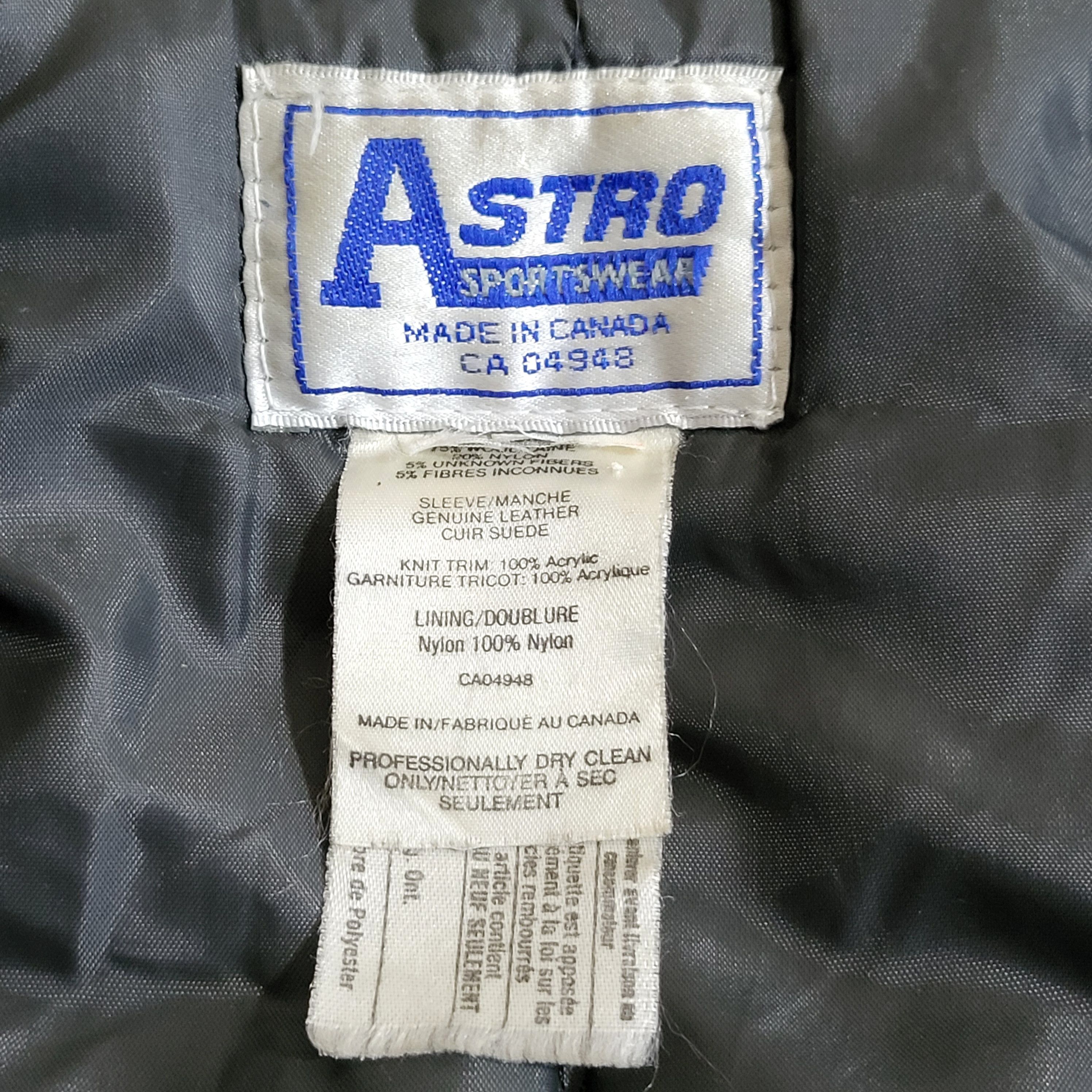 Other Astro university jacket.Made in Canada. Size US XL / EU 56 / 4 - 6 Thumbnail