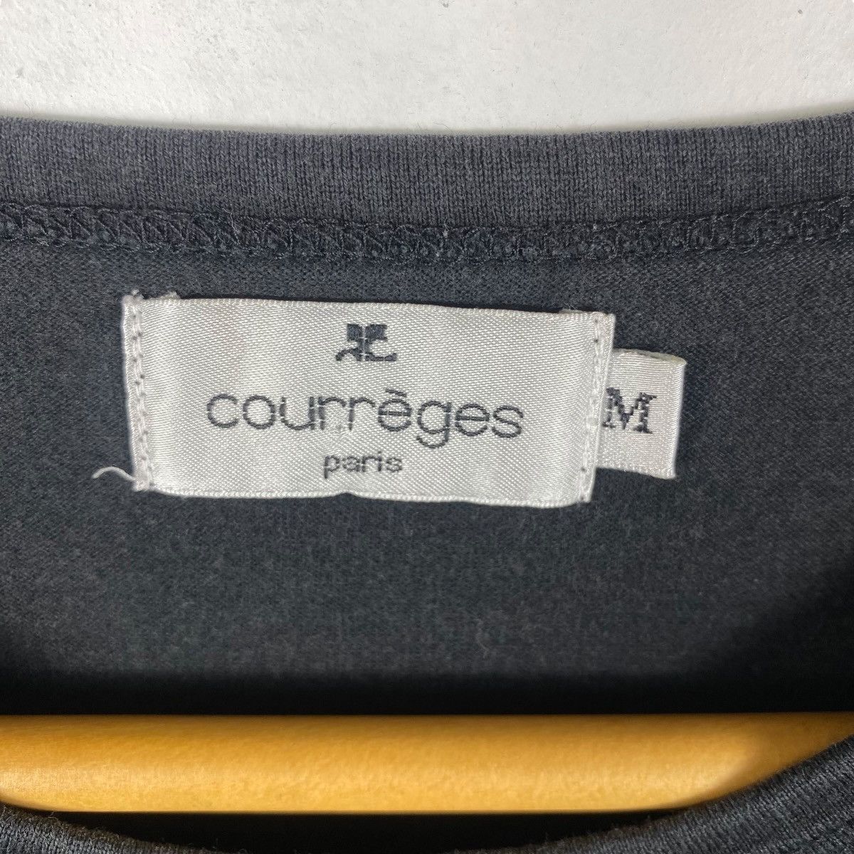 Courreges Vintage 90's COURREGES Paris Embroidery Logo Women Tops Tee Size M / US 6-8 / IT 42-44 - 5 Thumbnail