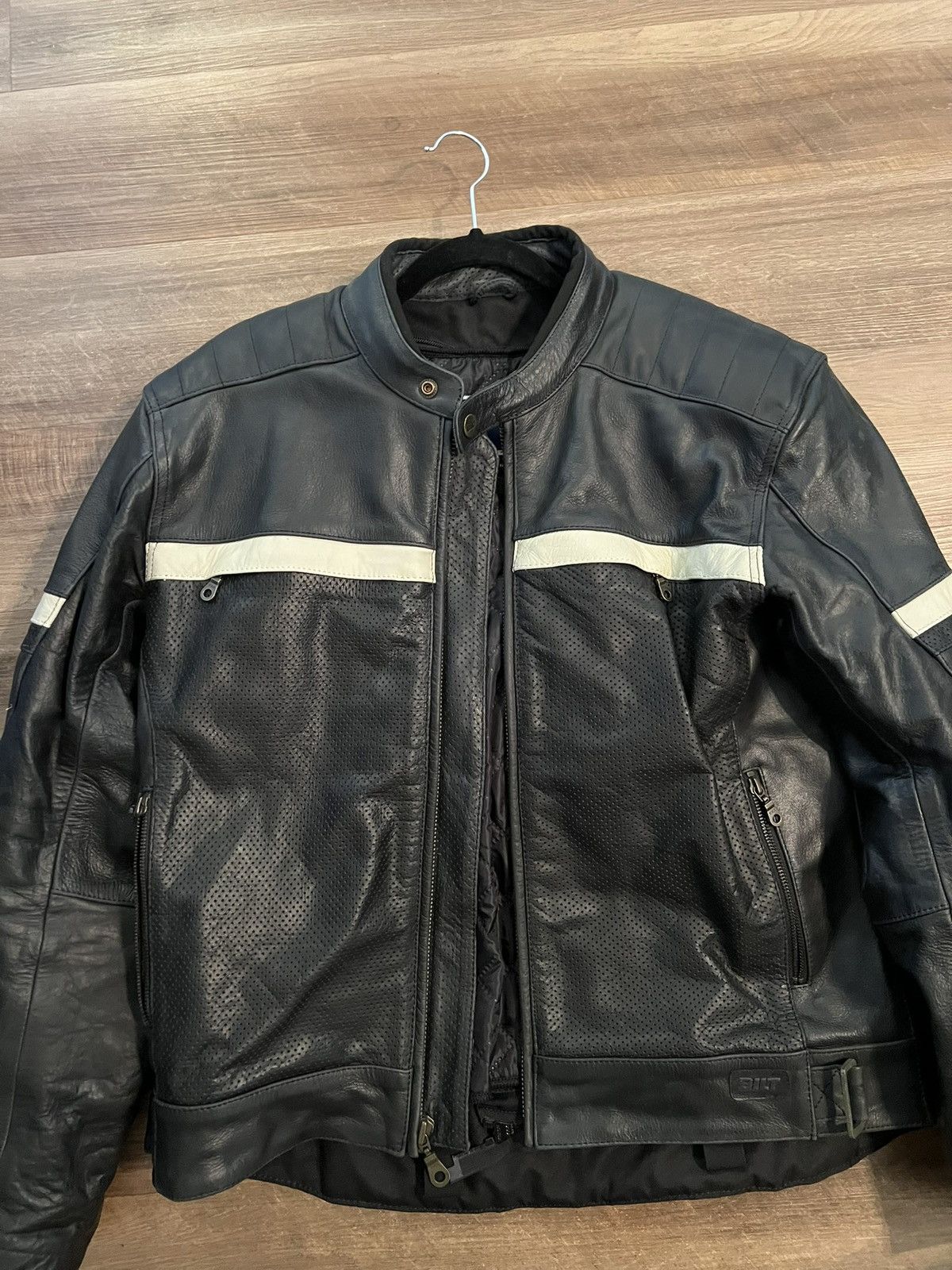 Vintage Motorcycle jacket. NEVER WORN Size US L / EU 52-54 / 3 - 2 Thumbnail