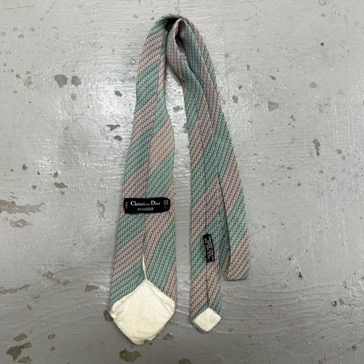 Christian Dior Monsieur Vintage Christian Dior Monsieur Silk Gradient Monogram Ties Size ONE SIZE - 5 Thumbnail