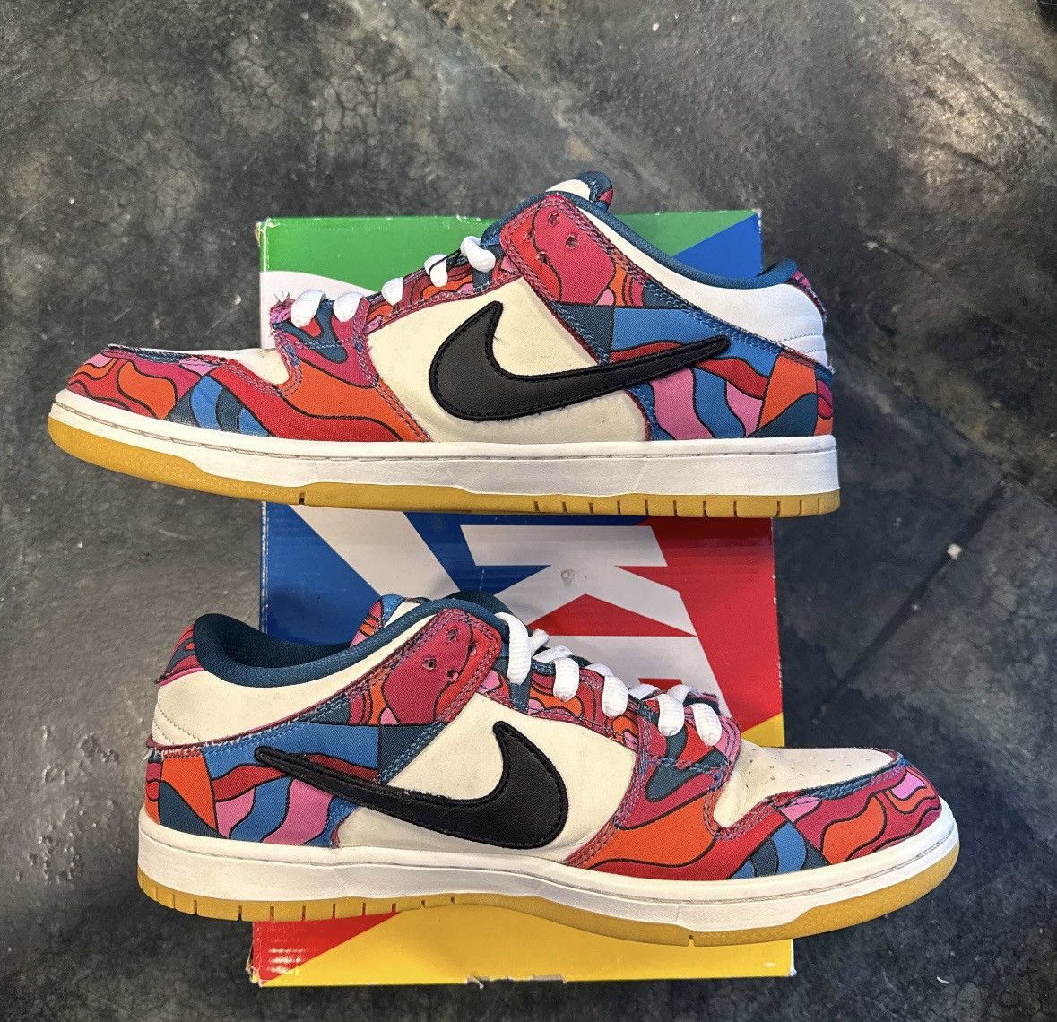 Nike Dunk Low SB Parra Abstract Art Size US 11 / EU 44 - 2 Thumbnail