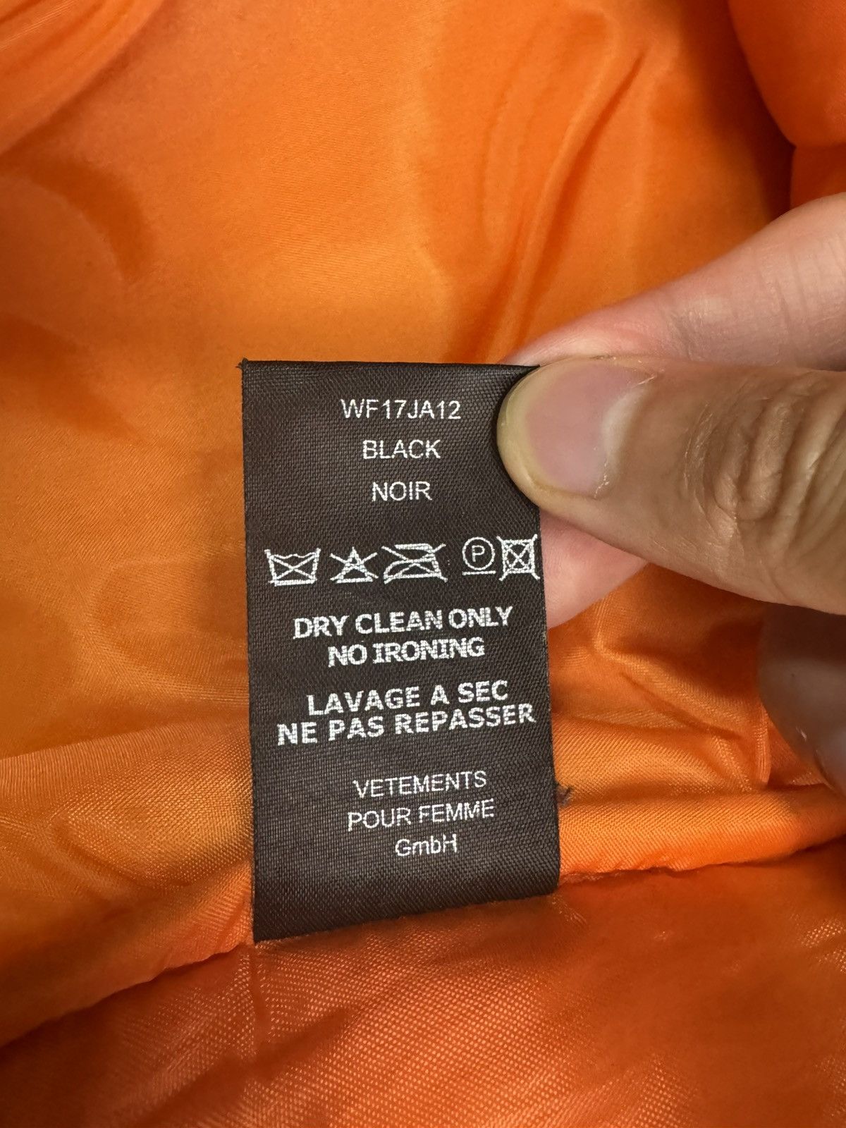 Vetements VETEMENTS AW16 REWORKED MA1 BOMBERJACKET BOMBER SZ:OS Size US XXL / EU 58 / 5 - 7 Thumbnail