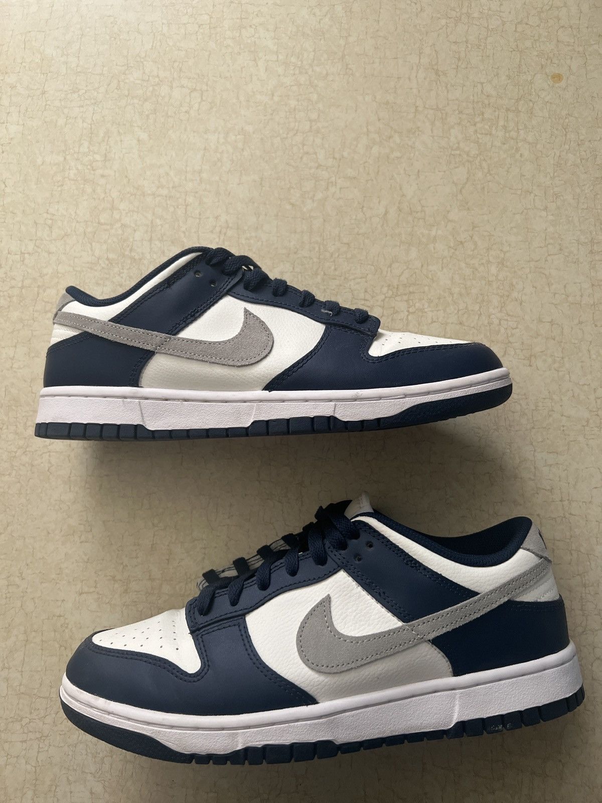 Nike Nike Dunk Low Midnight Navy Size US 9.5 / EU 42-43 - 1 Thumbnail