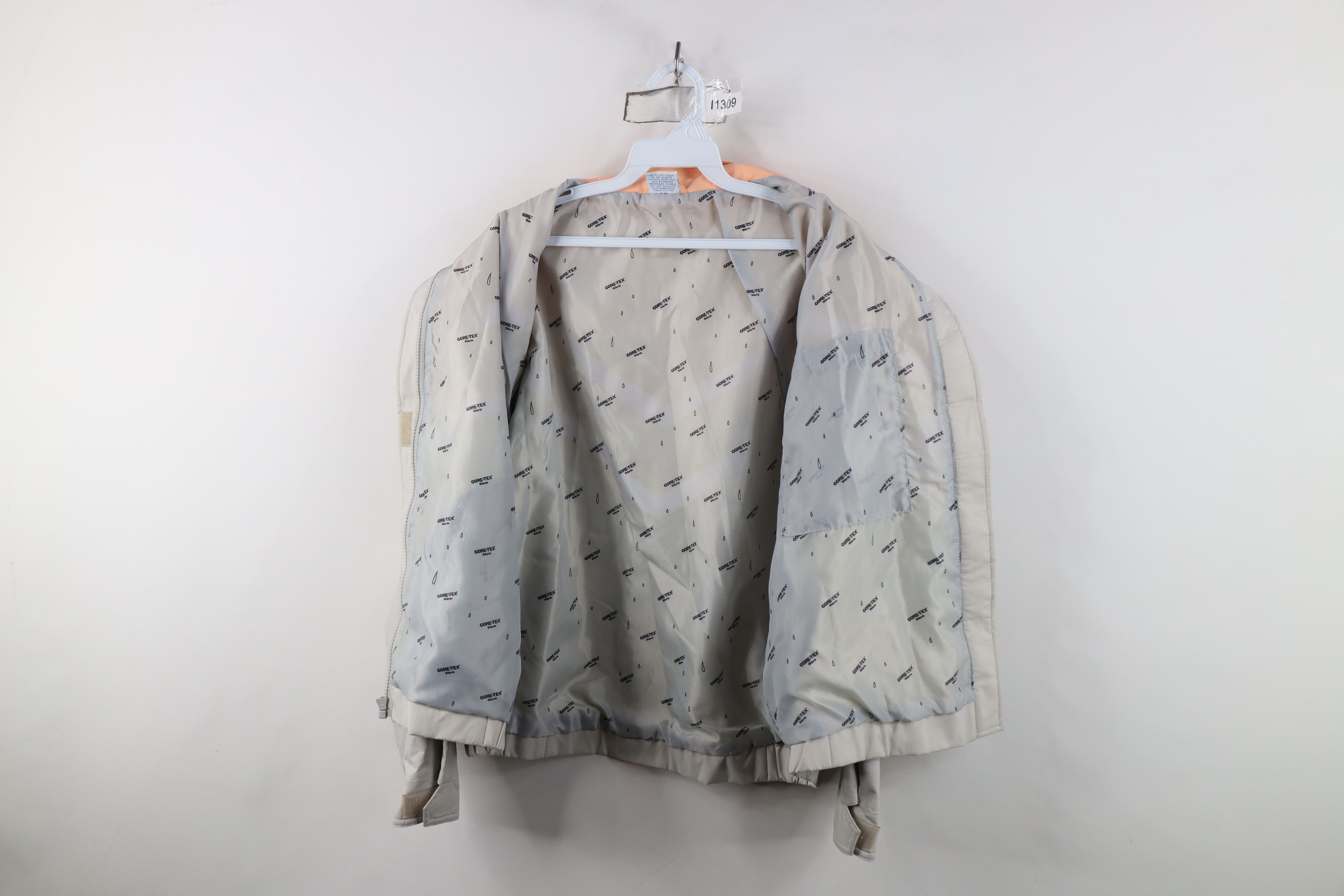 Vintage Vintage 80s Streetwear Goretex Waterproof Bomber Jacket Size L / US 10 / IT 46 - 12 Thumbnail