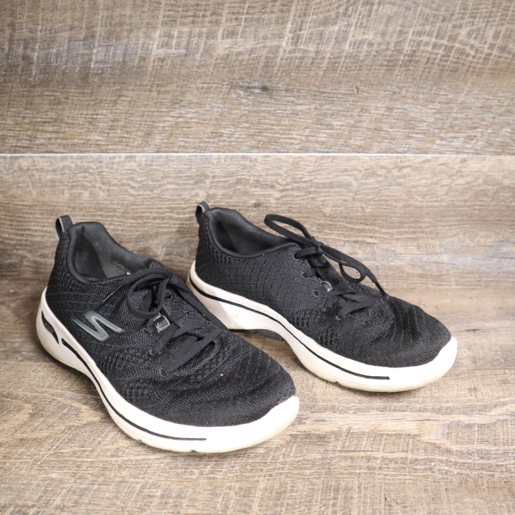 SKECHERS Skechers 124403 Fabric Low & Mid Tops Lace Up Walking Black Size 8 Size ONE SIZE - 2 Thumbnail