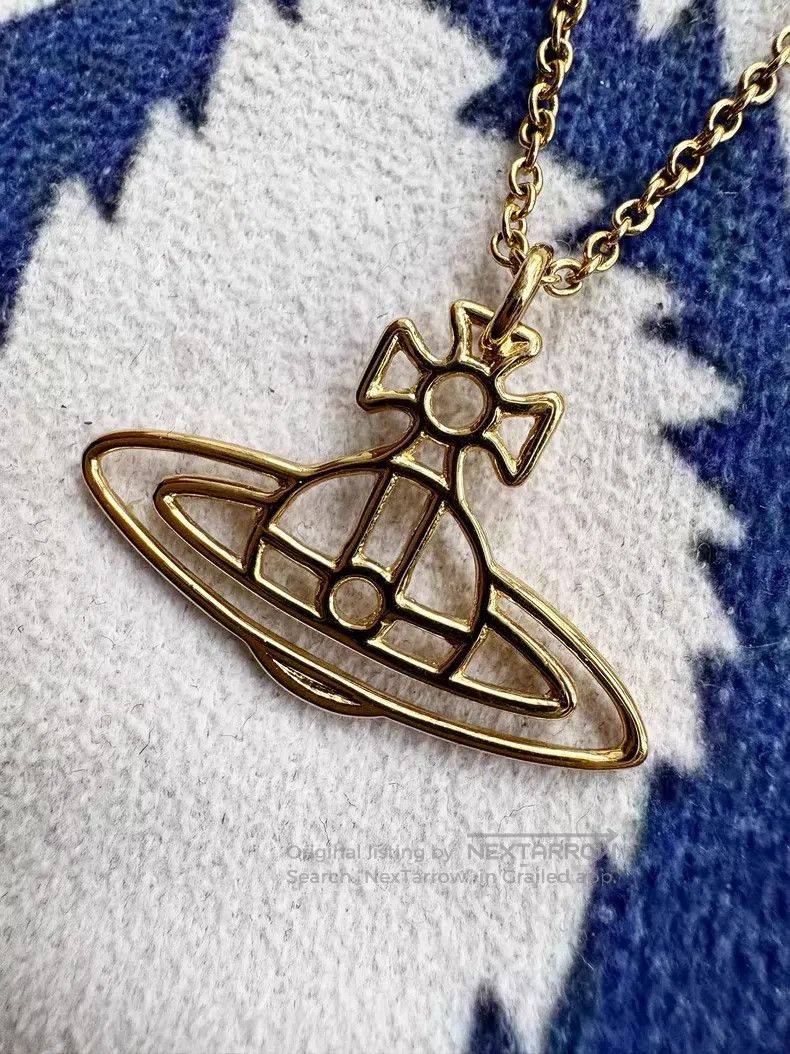 Vivienne Westwood Vivienne Westwood Golden Flat Hollow Saturn Necklace Size ONE SIZE - 2 Thumbnail