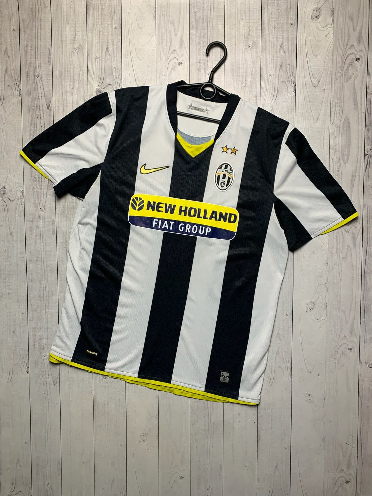 Nike × Vintage Vintage Nike Juventus soccer jersey size XL striped Size US XL / EU 56 / 4 - 1 Thumbnail