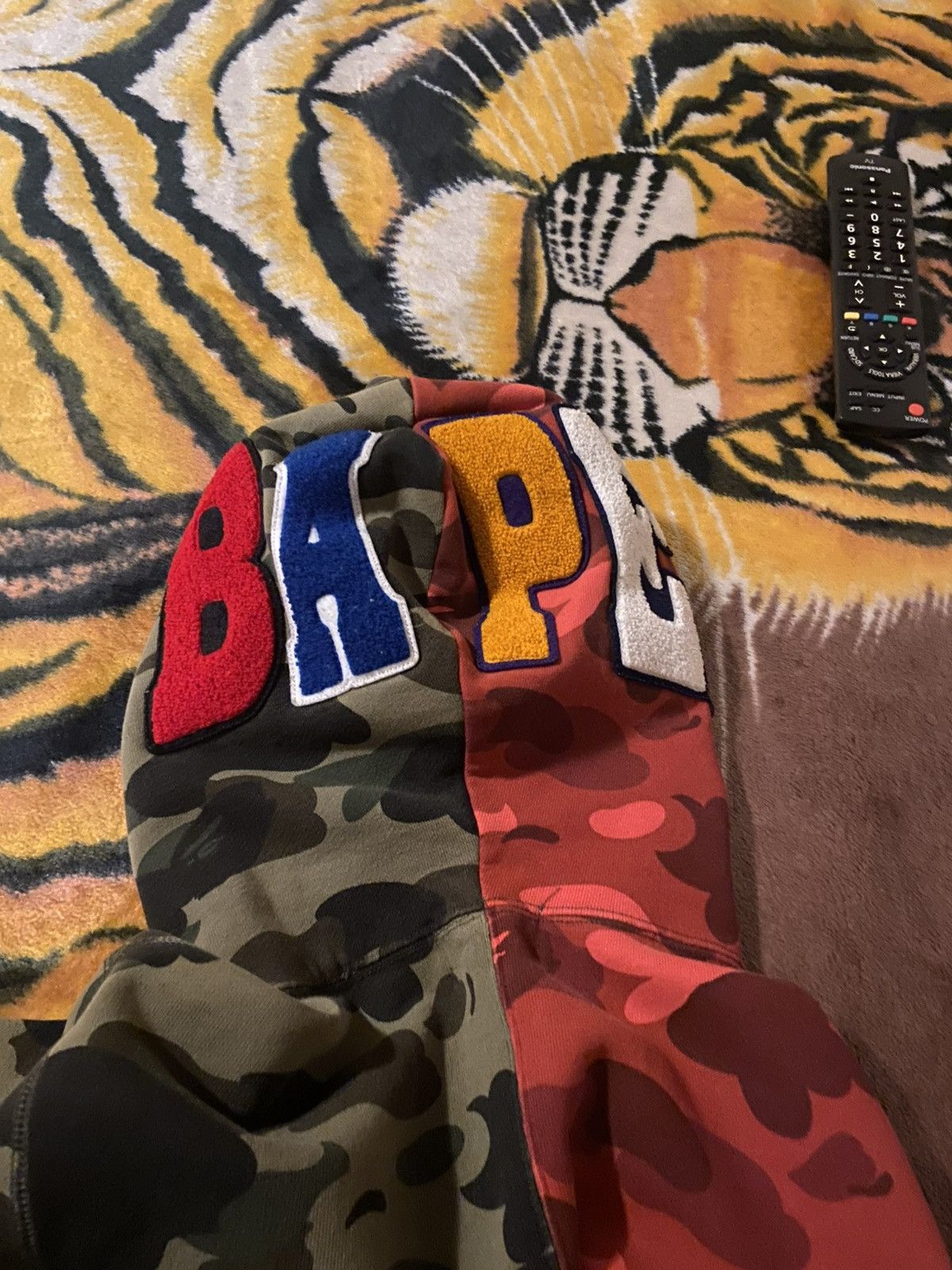 Bape Rare BAPE ape head zip up hoodie Size US M / EU 48-50 / 2 - 2 Thumbnail