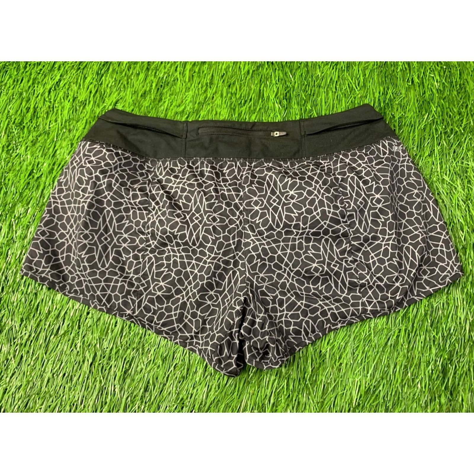 Nike Nike Dri-Fit Running Training Shorts Women L Black Gray Size 36" / US 14 / IT 50 - 7 Thumbnail