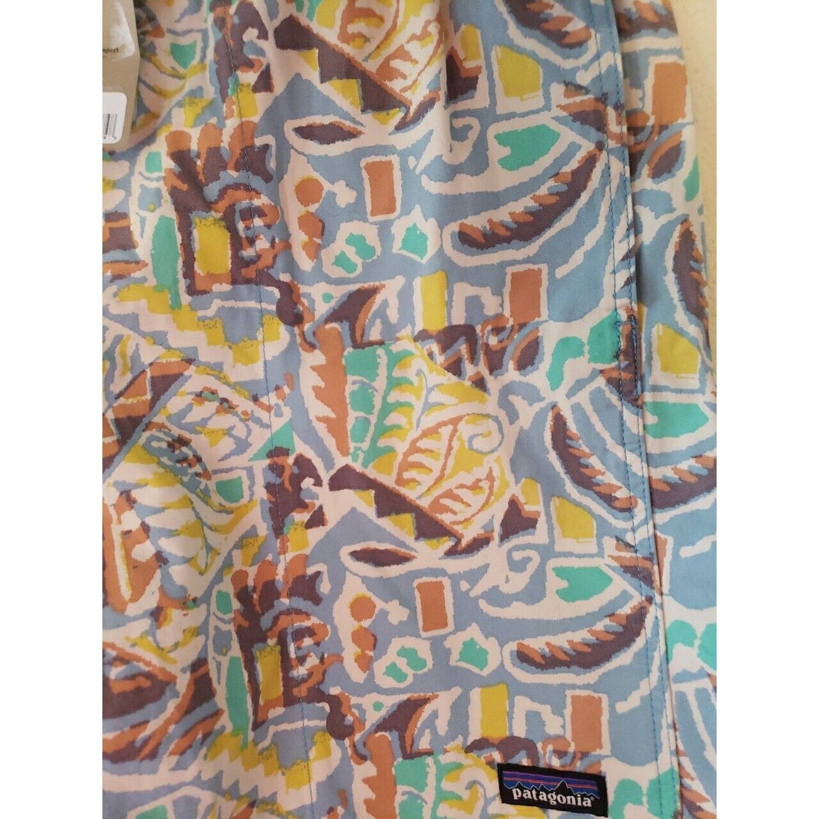 Patagonia Patagonia Funhoggers Shorts Mens Large Abstract Geometric Size US 36 / EU 52 - 4 Thumbnail