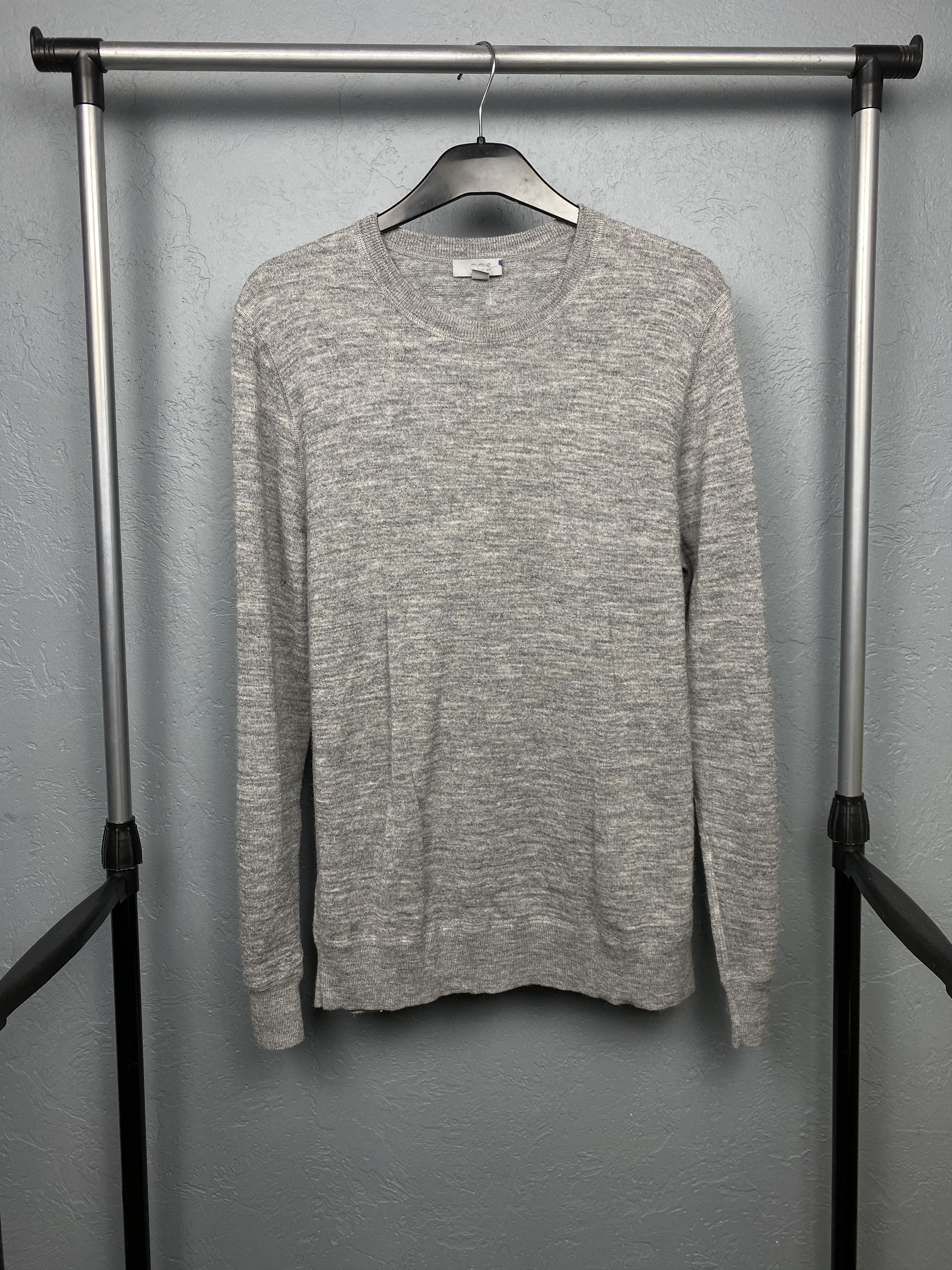 Cos Cos Mens Crew Neck Wool Sweater Size US M / EU 48-50 / 2 - 1 Thumbnail