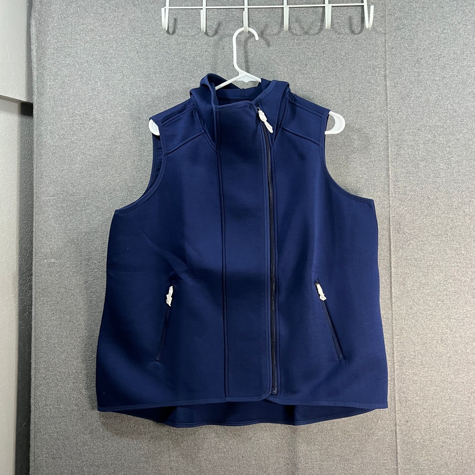 Other zuda Zip Front Hooded Scuba Knit Vest Navy Size X-Large Size XL / US 12-14 / IT 48-50 - 1 Thumbnail