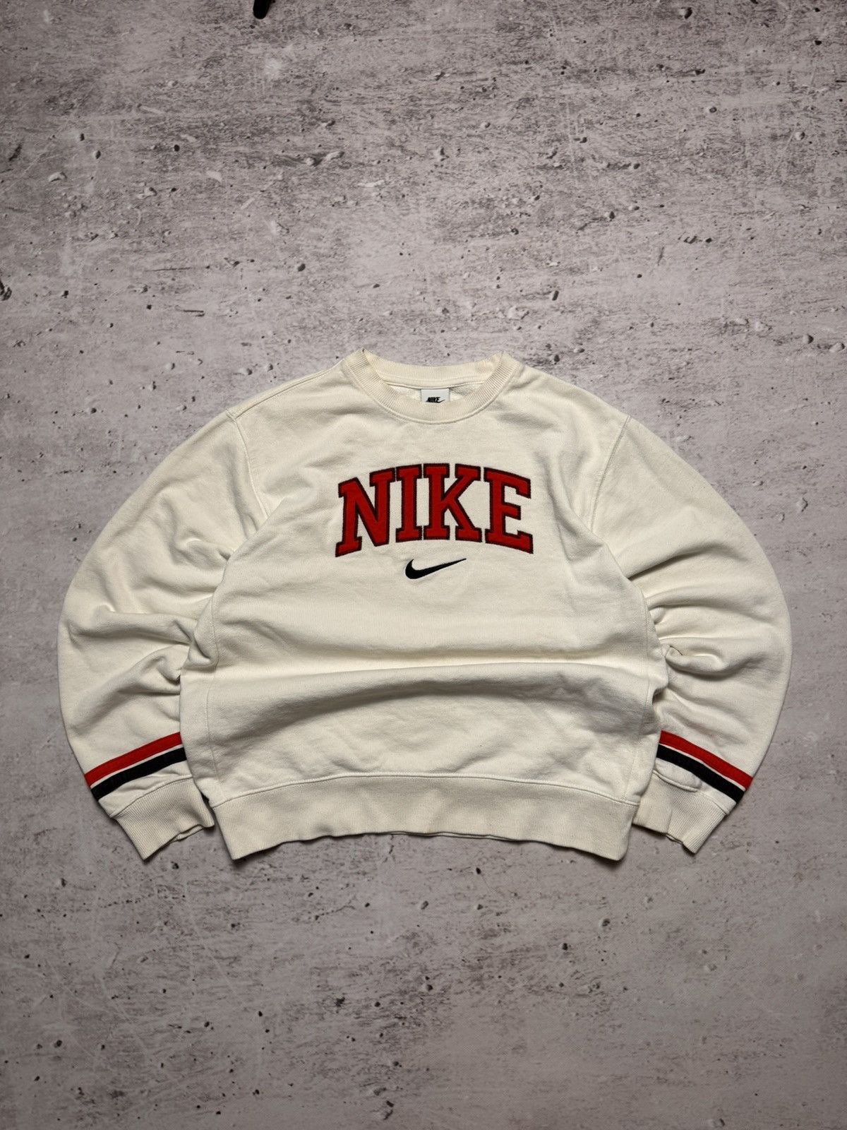 Nike × Vintage NIKE VINTAGE CENTER LOGO OVERSIZE BOXY SWEATSHIRT Size US M / EU 48-50 / 2 - 1 Thumbnail