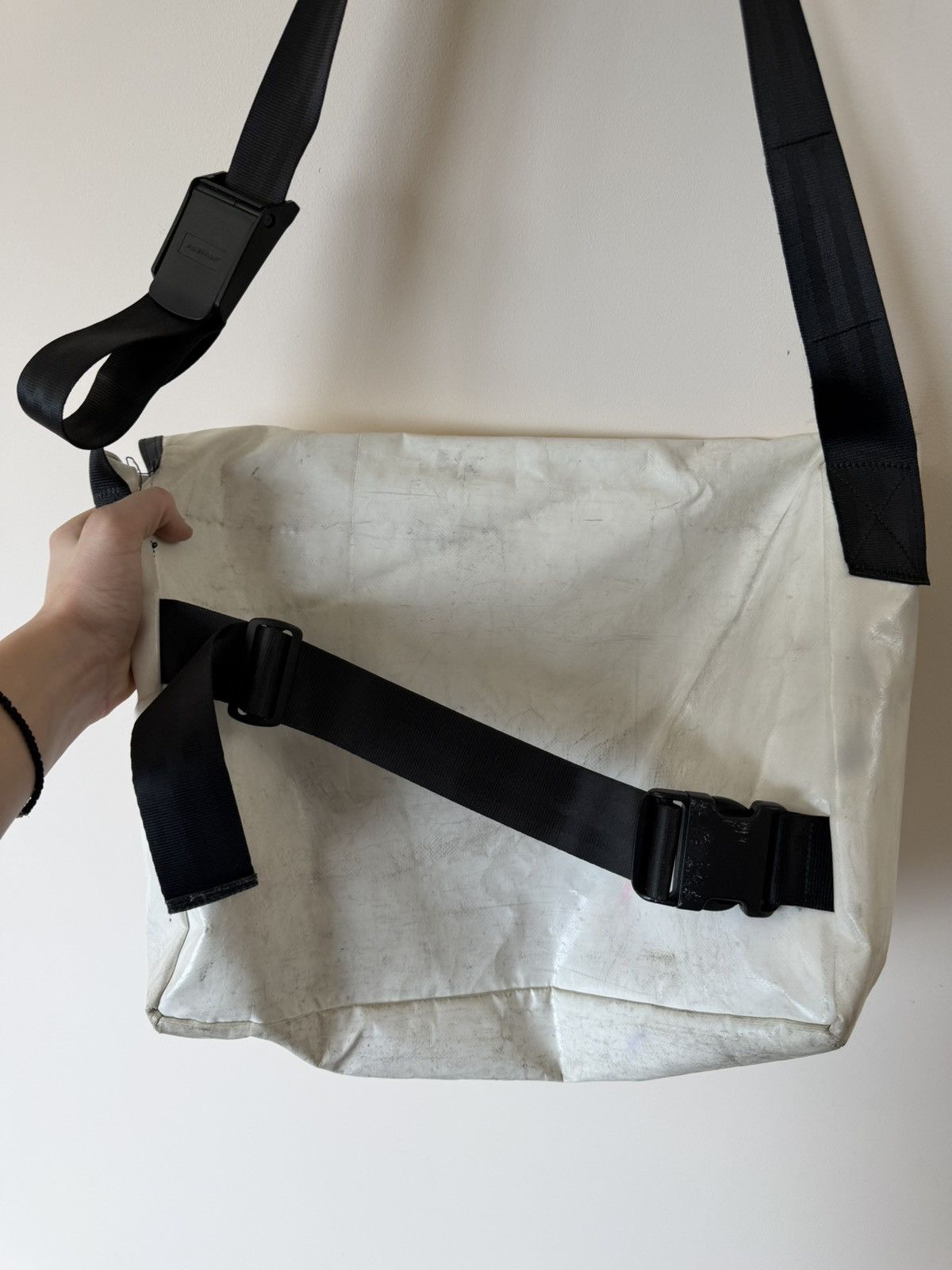Freitag Freitag Recycled White Crossbody Big Messenger Bag Size ONE SIZE - 9 Thumbnail