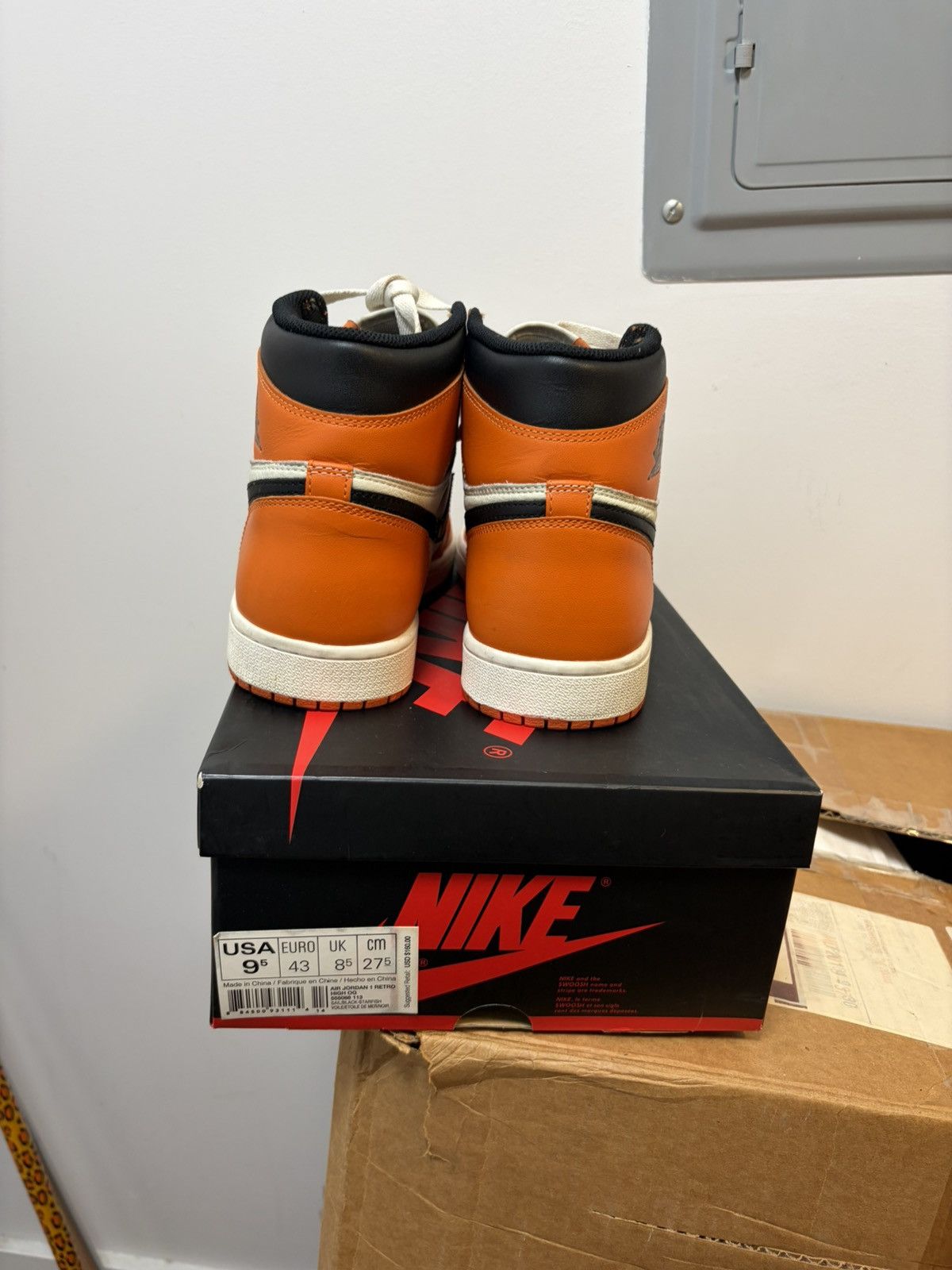 Jordan Brand Air Jordan 1 Retro Reverse Shattered Backboard Sz 9.5 (2016) Size US 9.5 / EU 42-43 - 5 Thumbnail