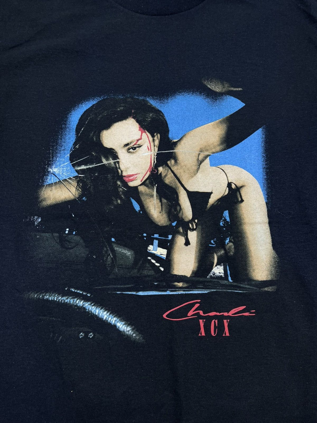 Band Tees Charli XCX Crash The Live Tour 2022 Tee USA Rare Size US S / EU 44-46 / 1 - 2 Thumbnail