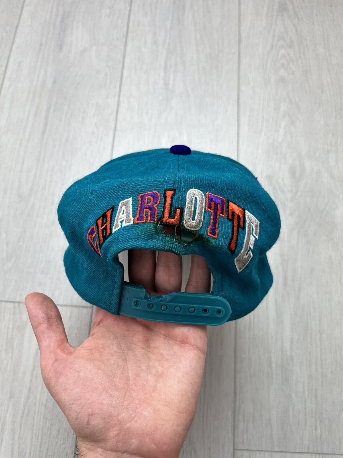 NBA × Vintage Vintage Charlotte Hornets Cap NBA 90s Rare Sportwear Hype Size ONE SIZE - 5 Thumbnail