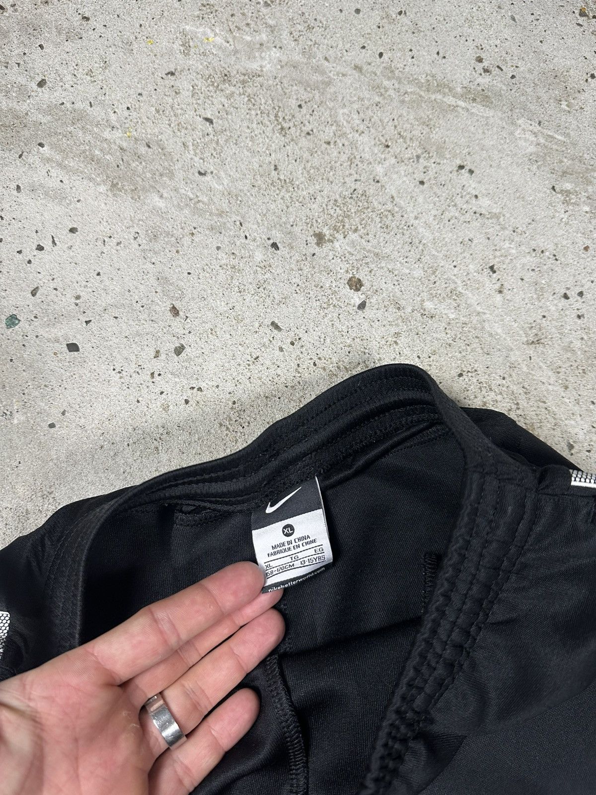 Nike × Vintage Vintage Nike Black Track Pants Swoosh Y2K Size US 30 / EU 46 - 7 Thumbnail