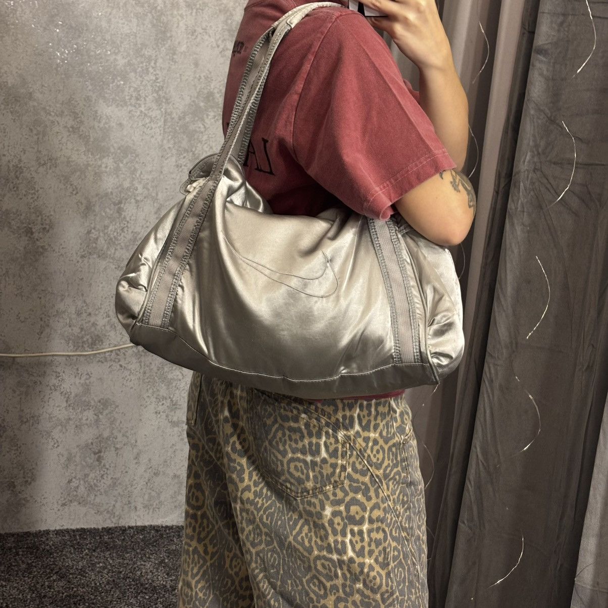 Nike Silver Nike Bag Mega Beauty Size ONE SIZE - 3 Thumbnail