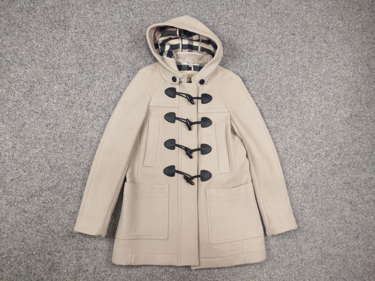 Burberry Burberry Brit Wool Camel Duffle Coat Jacket Nova Check Size S / US 4 / IT 40 - 1 Thumbnail