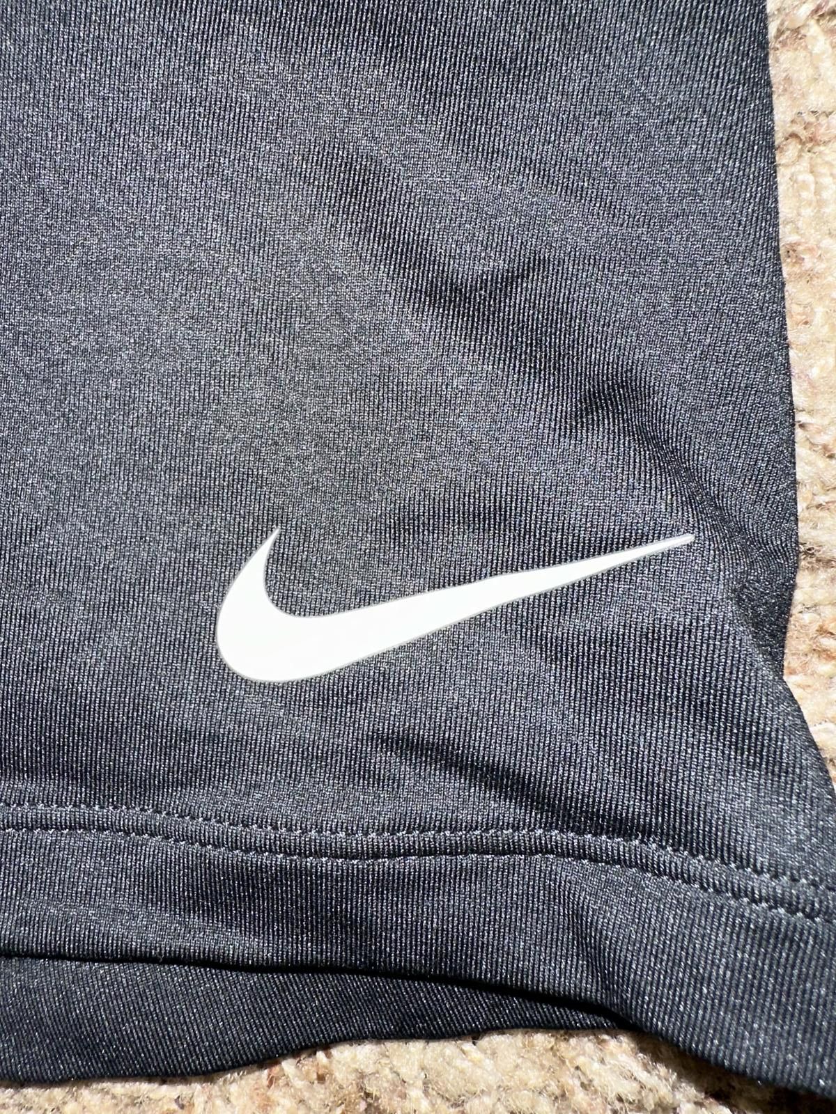 Nike Nike Women DRI-FIT Short Fairway Drive Golf/Tennis Black Skort Size 28" / US 6 / IT 42 - 2 Thumbnail