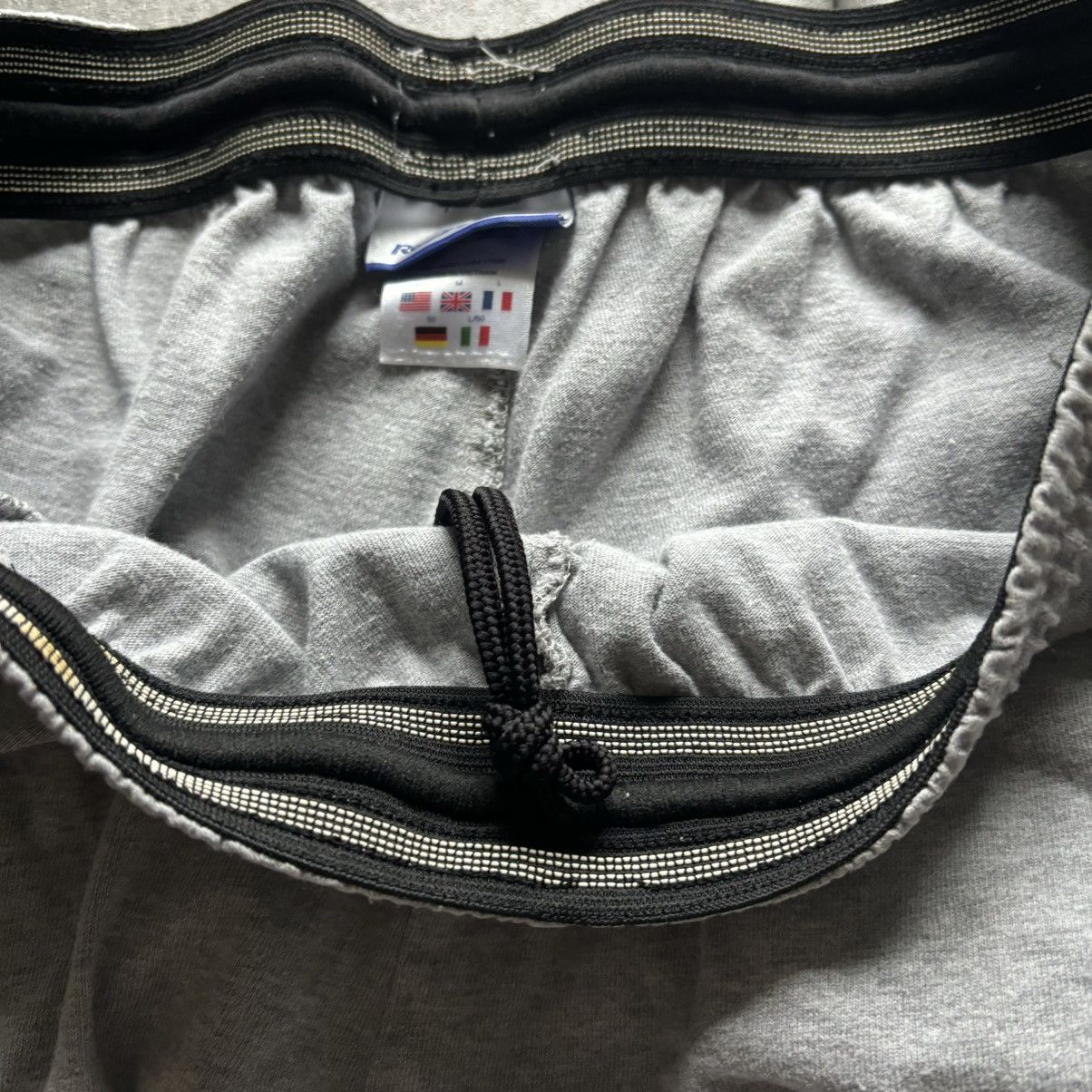 Reebok Y2k gray baggy wide leg reebok sweatpants Size US 32 / EU 48 - 4 Thumbnail
