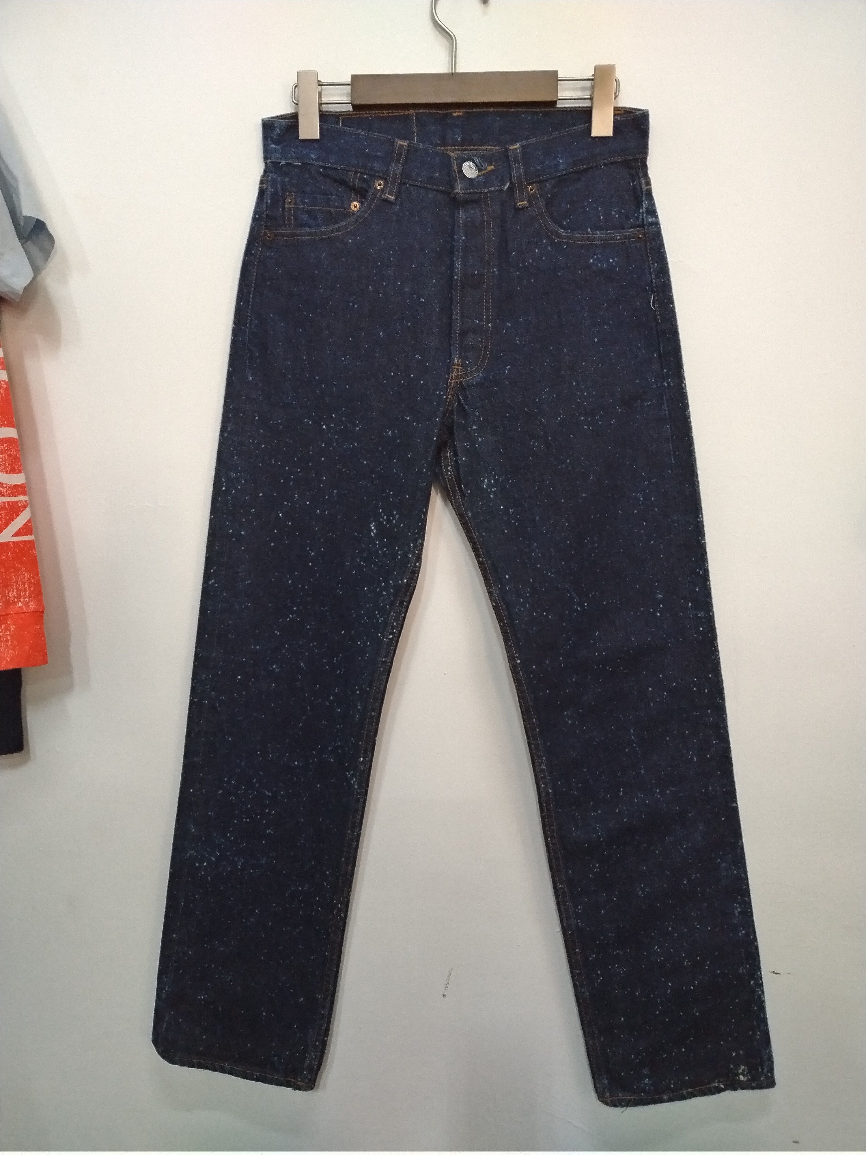Levi's 🔥AUTHENTIC SNOW WASH NOS VTG LEVIS 501 INDIGO DENIM Size US 32 / EU 48 - 4 Thumbnail