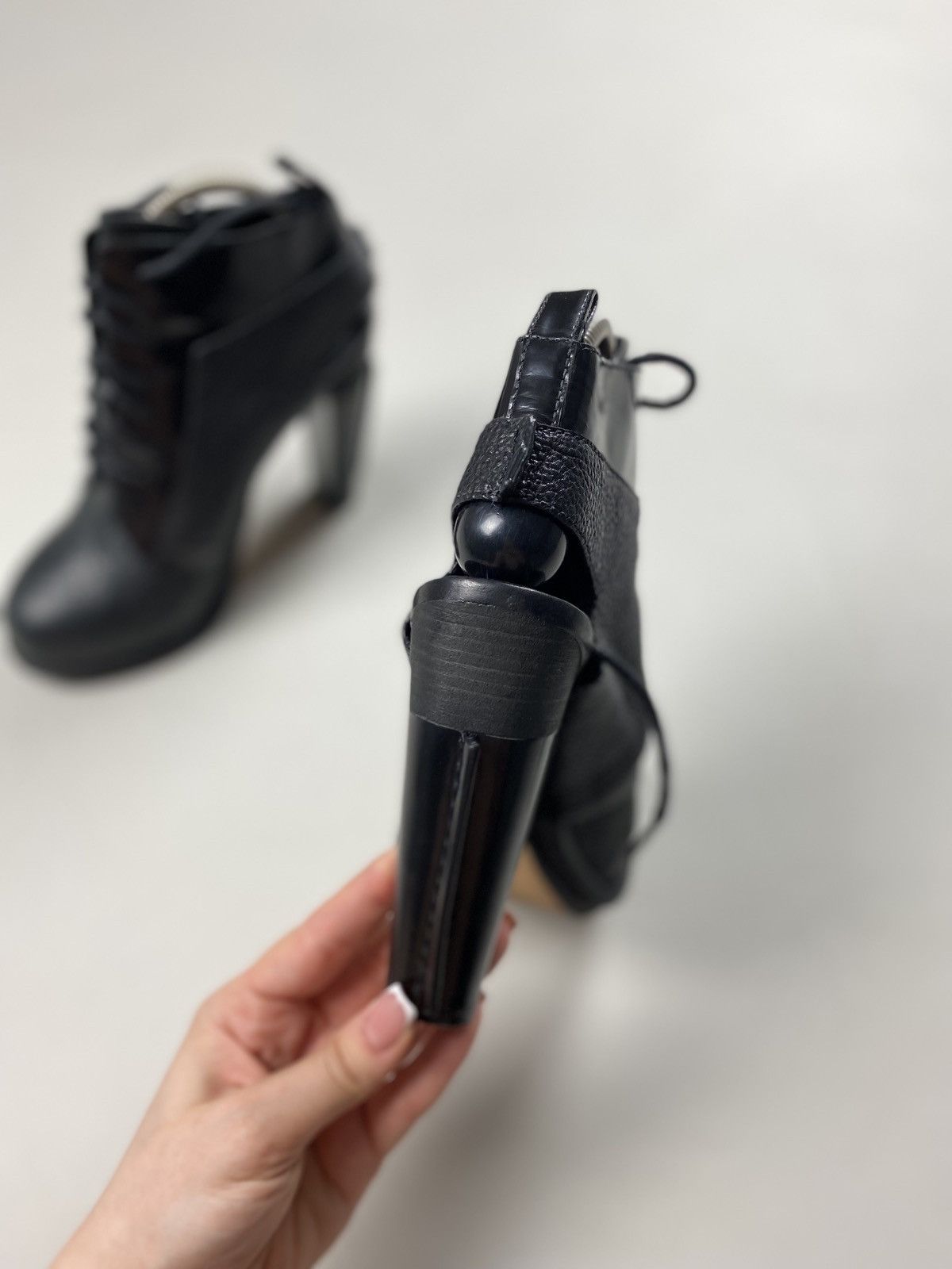 Alexander Wang Alexander Wang ladies leather ankle heeled boots size 39 Size US 9 / IT 39 - 16 Thumbnail
