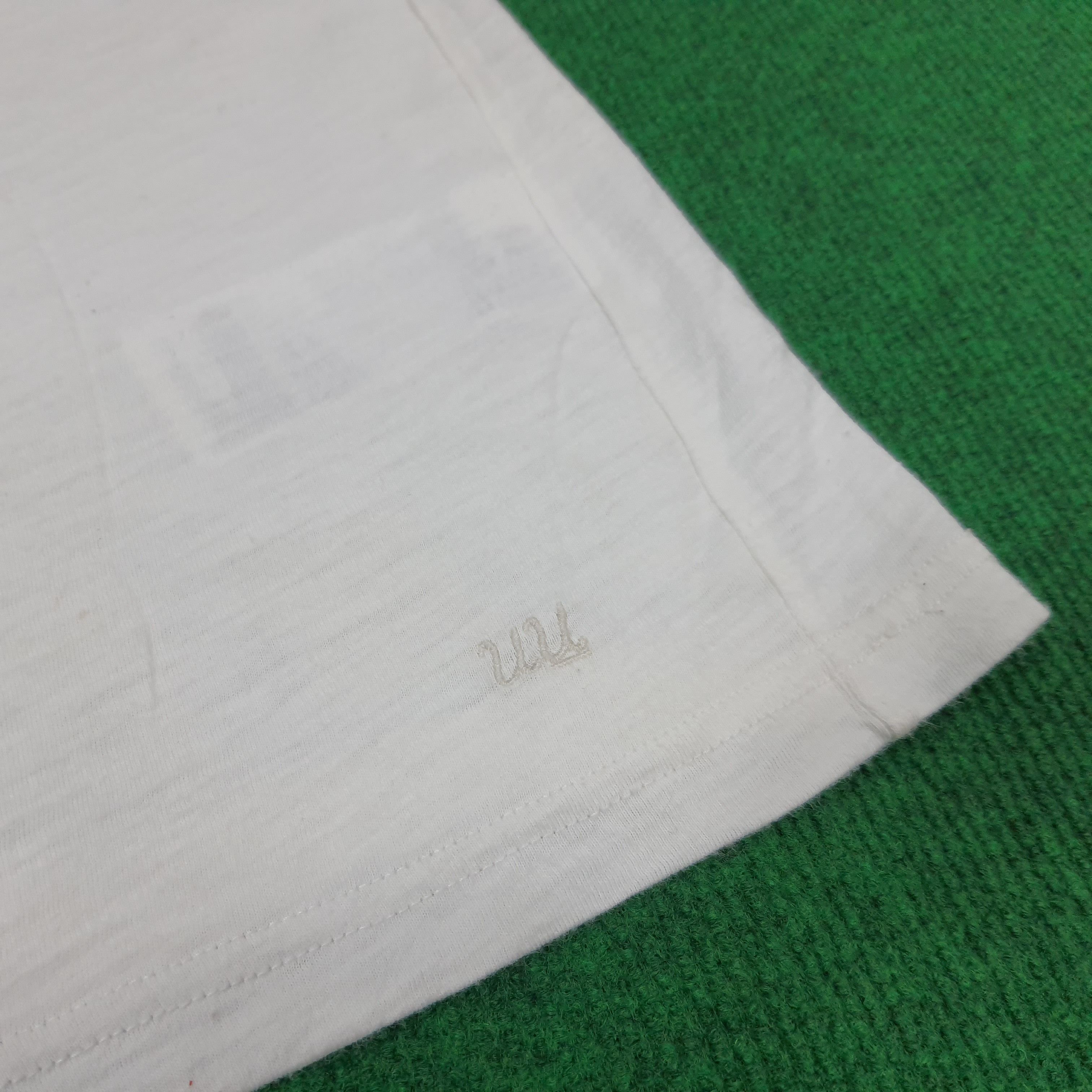 Japanese Brand × Undercover × Vintage Vintage Uniqlo Undercover UU Japanese Brand T-shirt Size US M / EU 48-50 / 2 - 6 Thumbnail