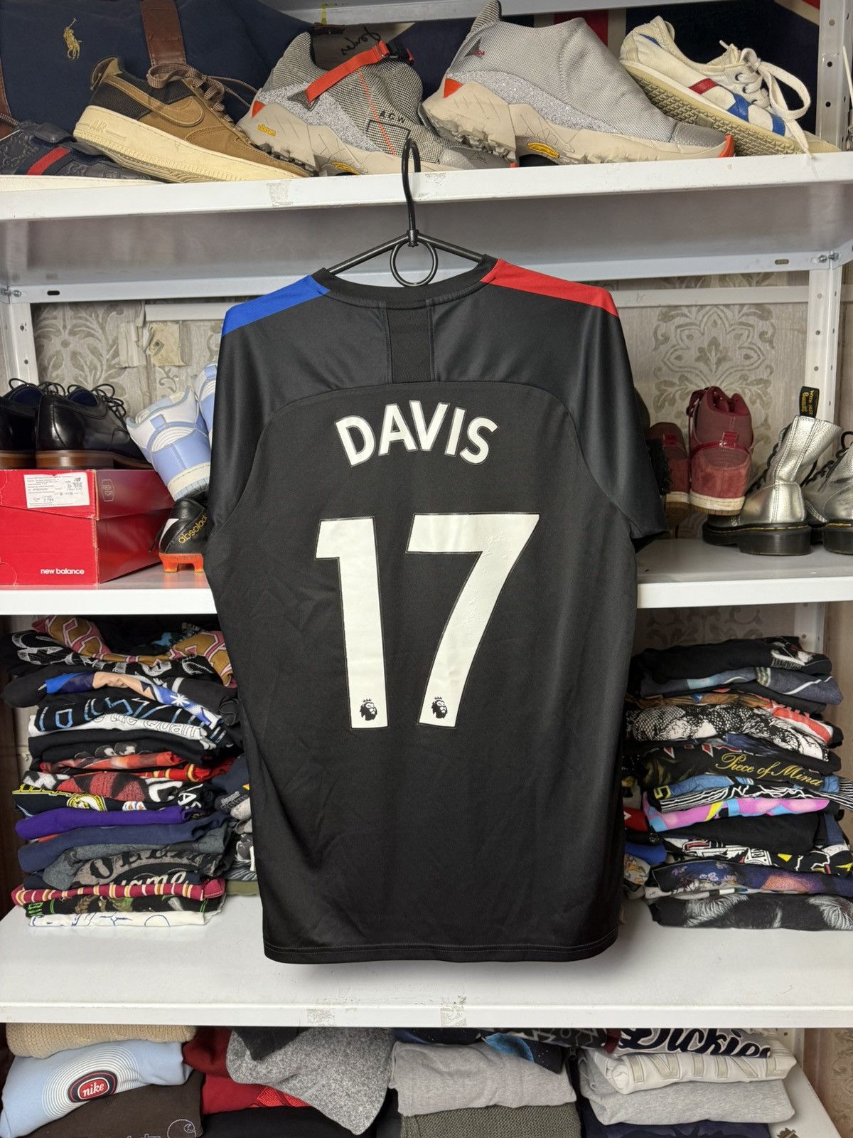 Puma Crystal Palace 2019 2020 Jersey Puma Player Davis #17 Size US M / EU 48-50 / 2 - 3 Thumbnail