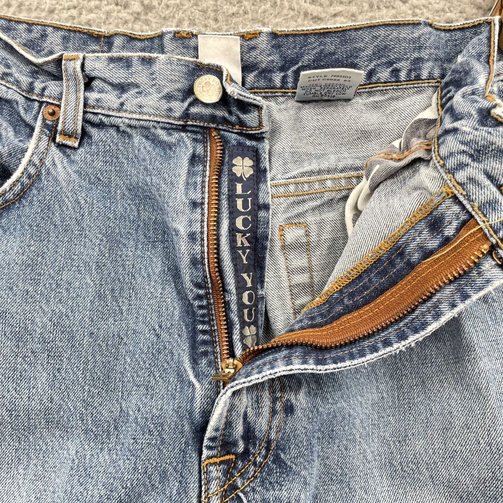 Lucky Brand VINTAGE Lucky Brand Jeans 32x31 Dungaree Slim USA Denim 90's Streetwear Jeans Mens Blue Slim 32 in 5-Pocket Design USA Cowboy Western Workwear Size US 33 - 6 Thumbnail