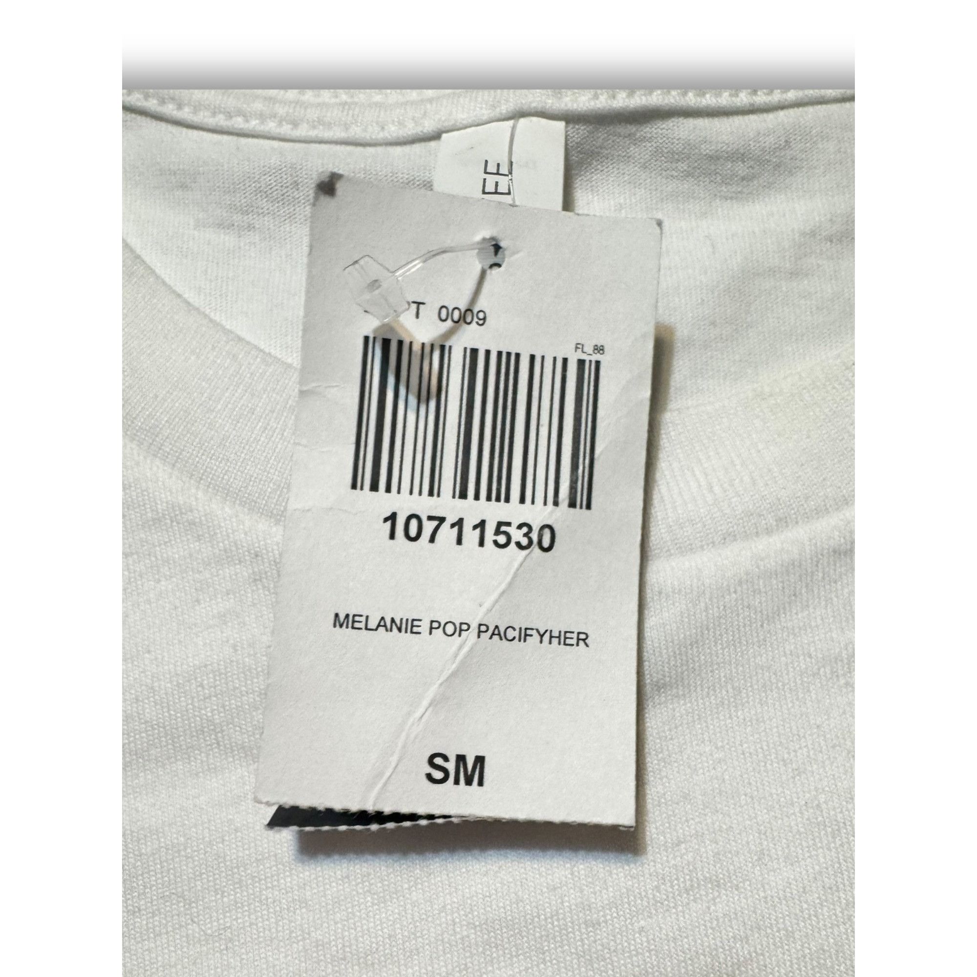 Hot Topic Hot Topic Melanie Martinez Pacify Her Sm Womens White Cotton Size S / US 4 / IT 40 - 3 Thumbnail