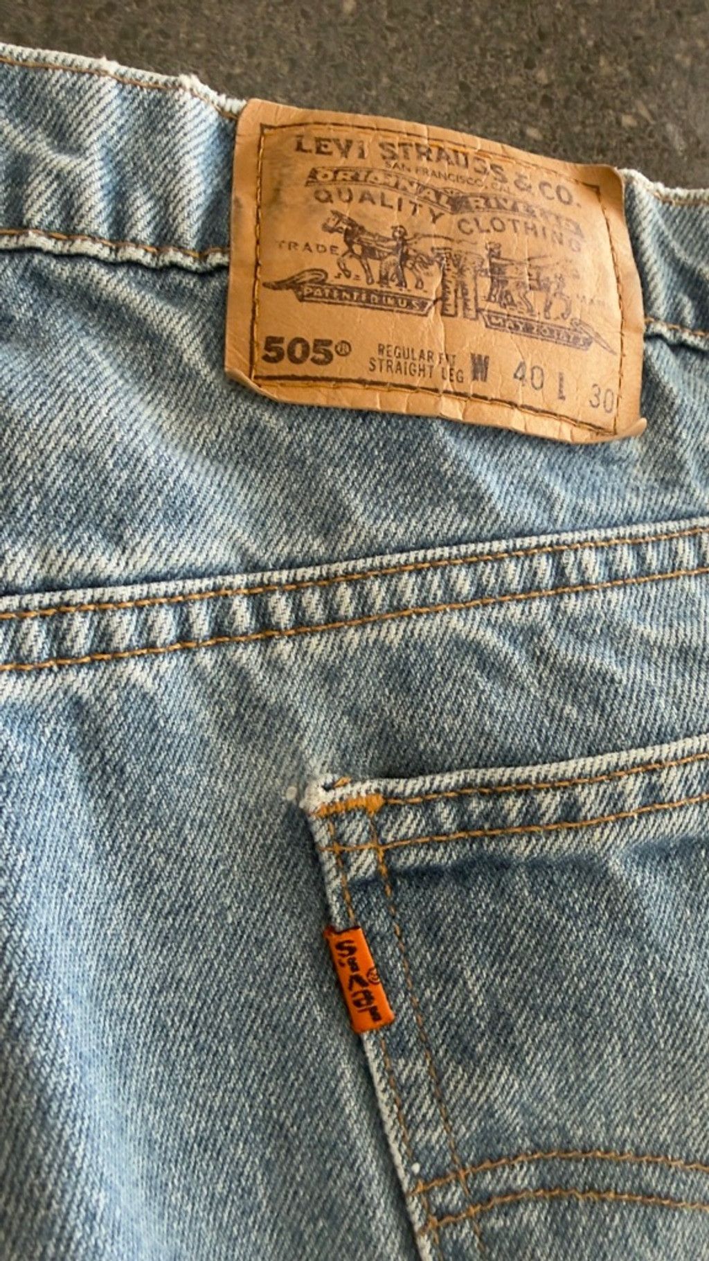 Levi's vintage Levi’s 550 relaxed-fit jeans orange tab size 40x30 Size US 40 / EU 56 - 9 Thumbnail