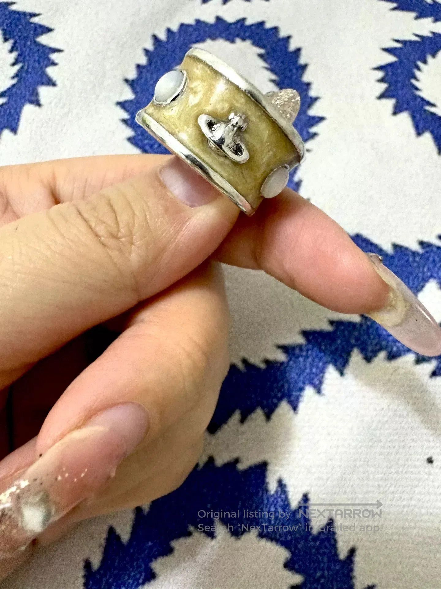 Vivienne Westwood vivienne westwood king ring in beige. Size ONE SIZE - 5 Thumbnail