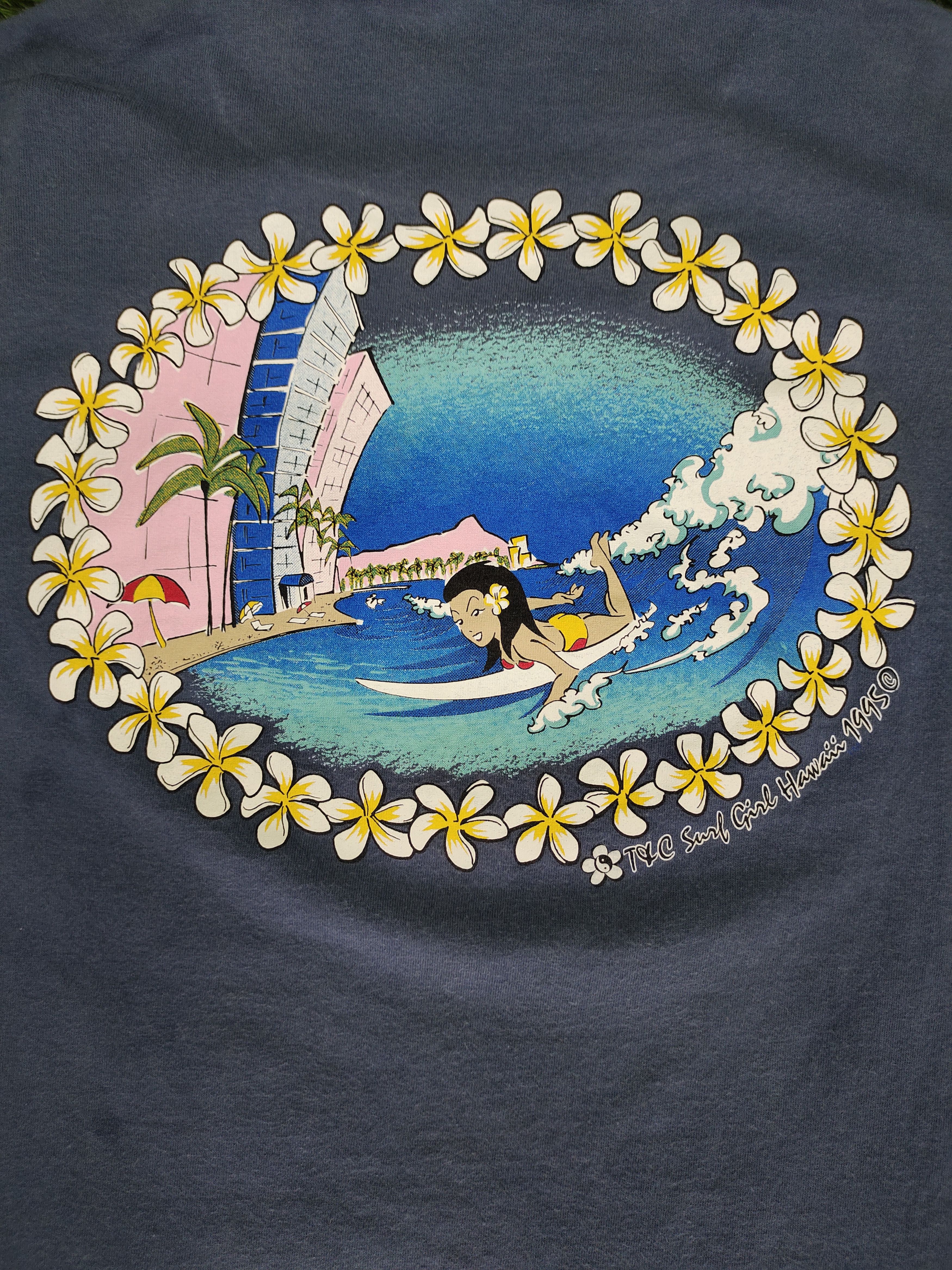 Vintage Vintage 90s T&C Surf Design Hawaii Surfing T-Shirt Size US M / EU 48-50 / 2 - 4 Thumbnail