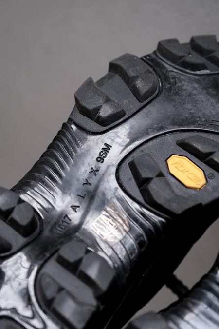 1017 ALYX 9SM 1017 ALYX 9SM Leather Mid Boot With Skx Sole Size US 11 / EU 44 - 9 Thumbnail