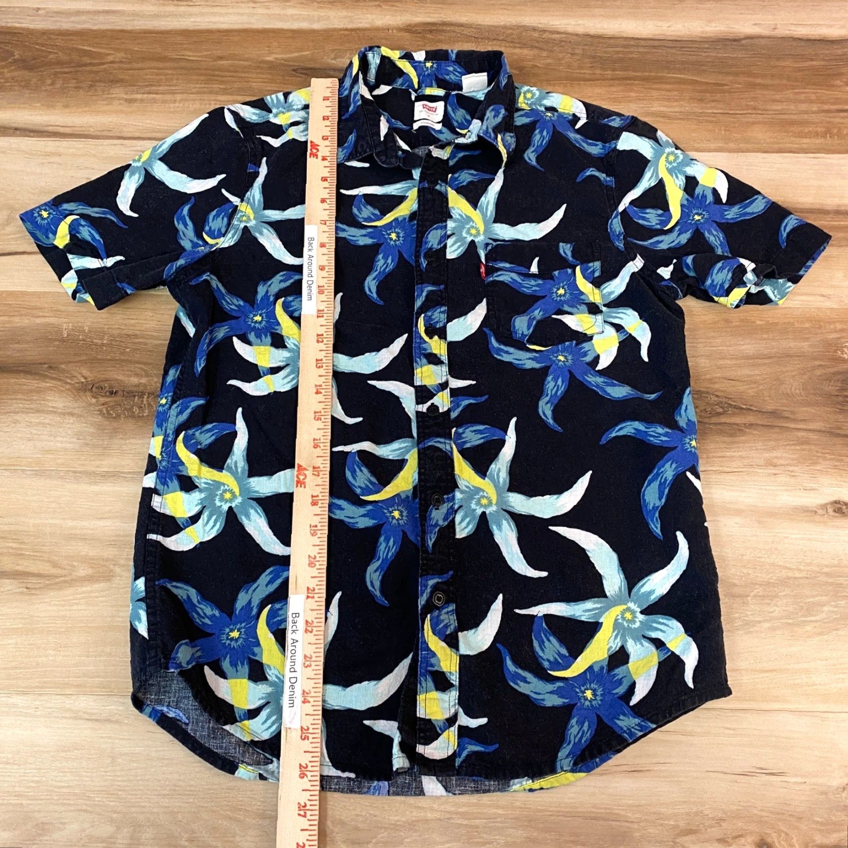 Levi's Levi's Shirt Mens Small Standard Fit Short Sleeve Button-Up Black Floral Print Hawaiian Casual Mens Size US S / EU 44-46 / 1 - 5 Thumbnail