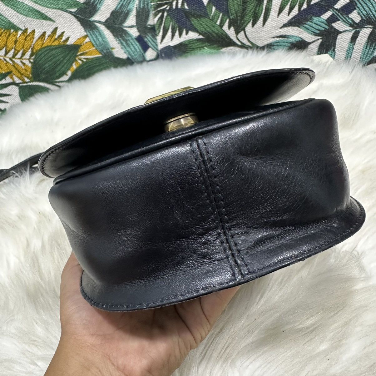 Bally Authentic BALLY Vtg. Leather Crossbody Bag Size ONE SIZE - 6 Thumbnail