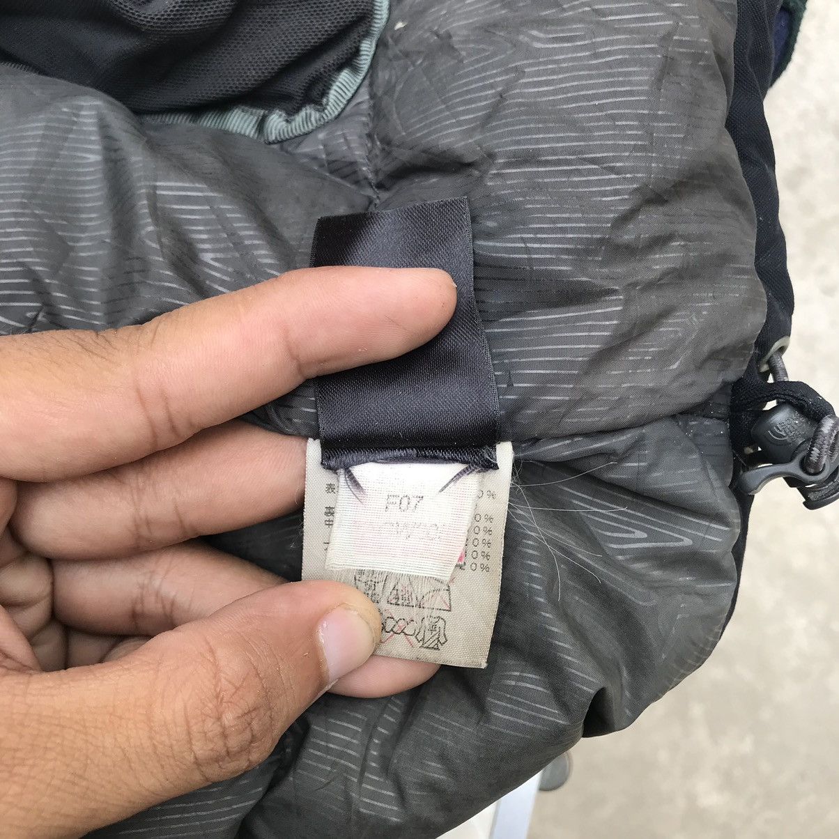 The North Face Vintage The North Face Hyvent Down Jacket Size US S / EU 44-46 / 1 - 22 Thumbnail